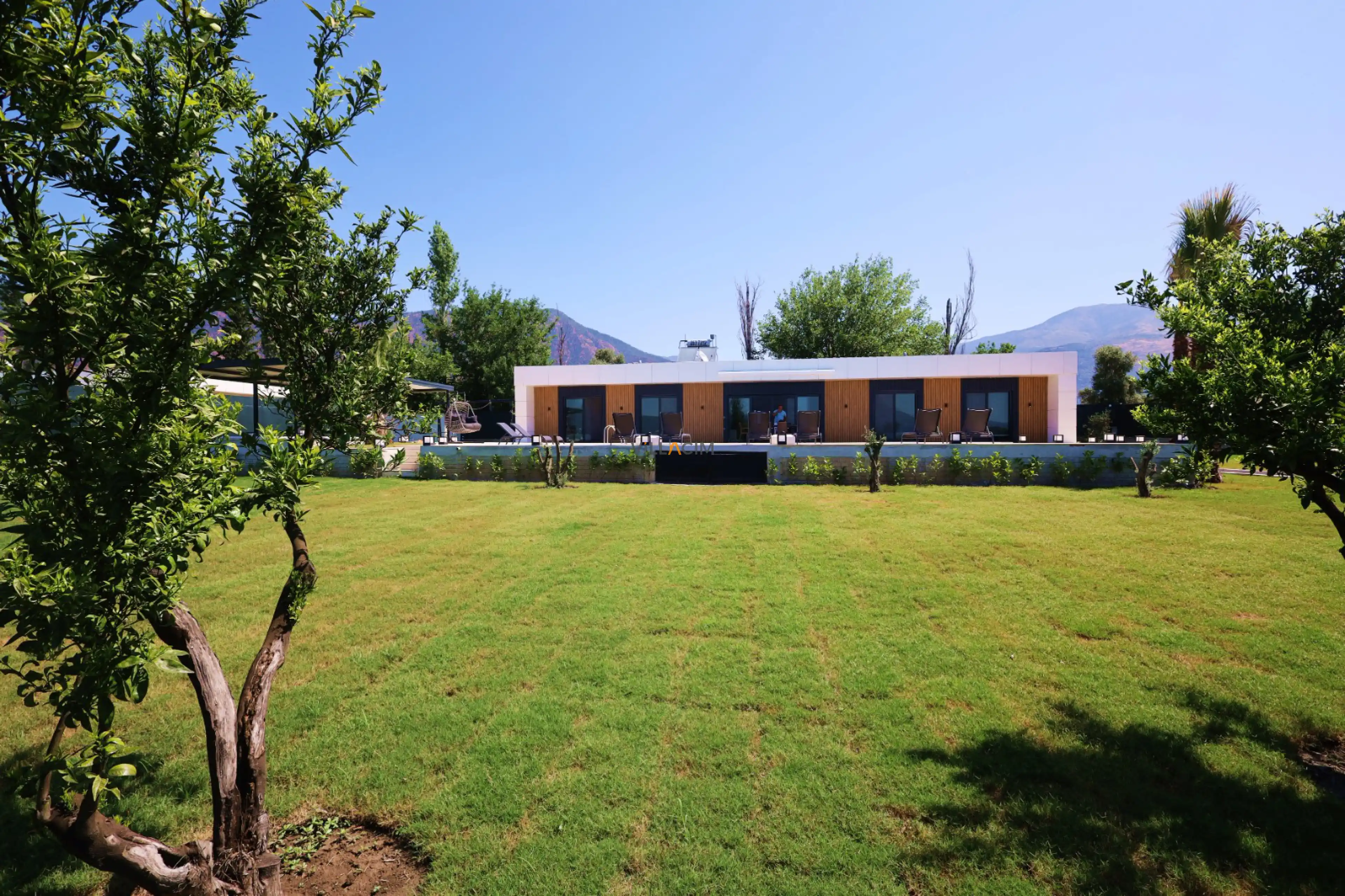 villa-gust-1_809.jpeg