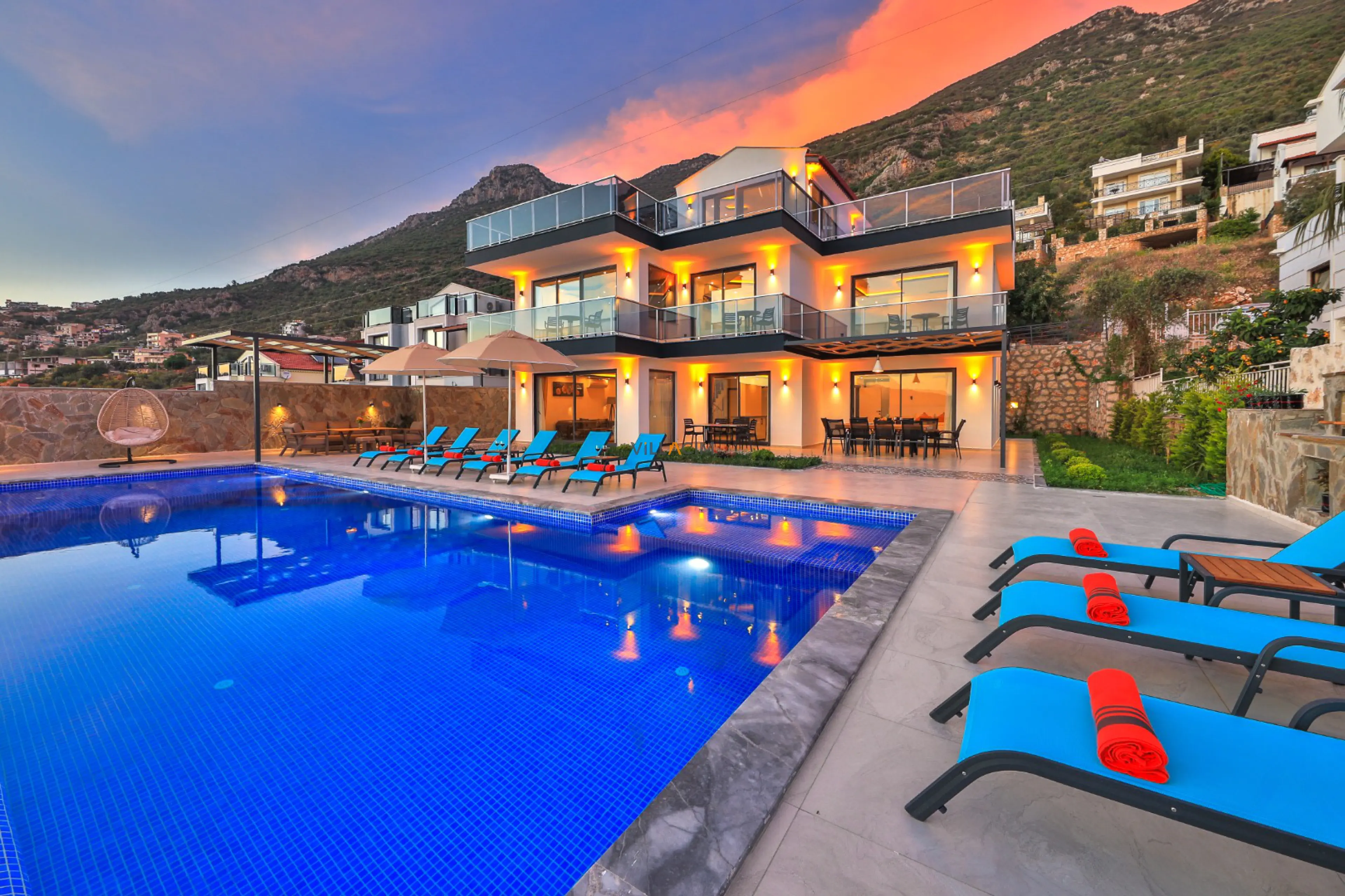 villa-july-1_734.jpg