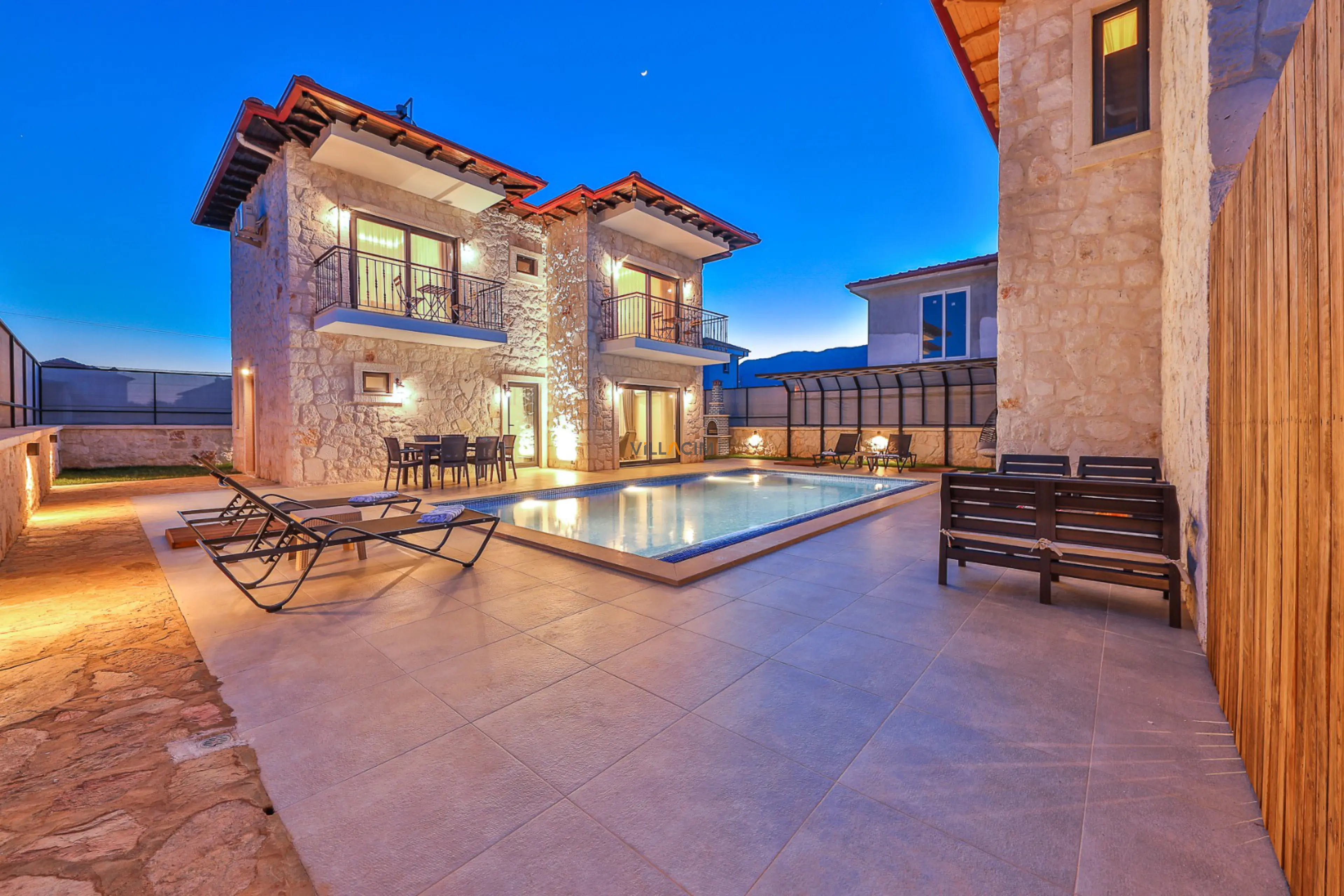 villa-kasli-2--1_420.jpg