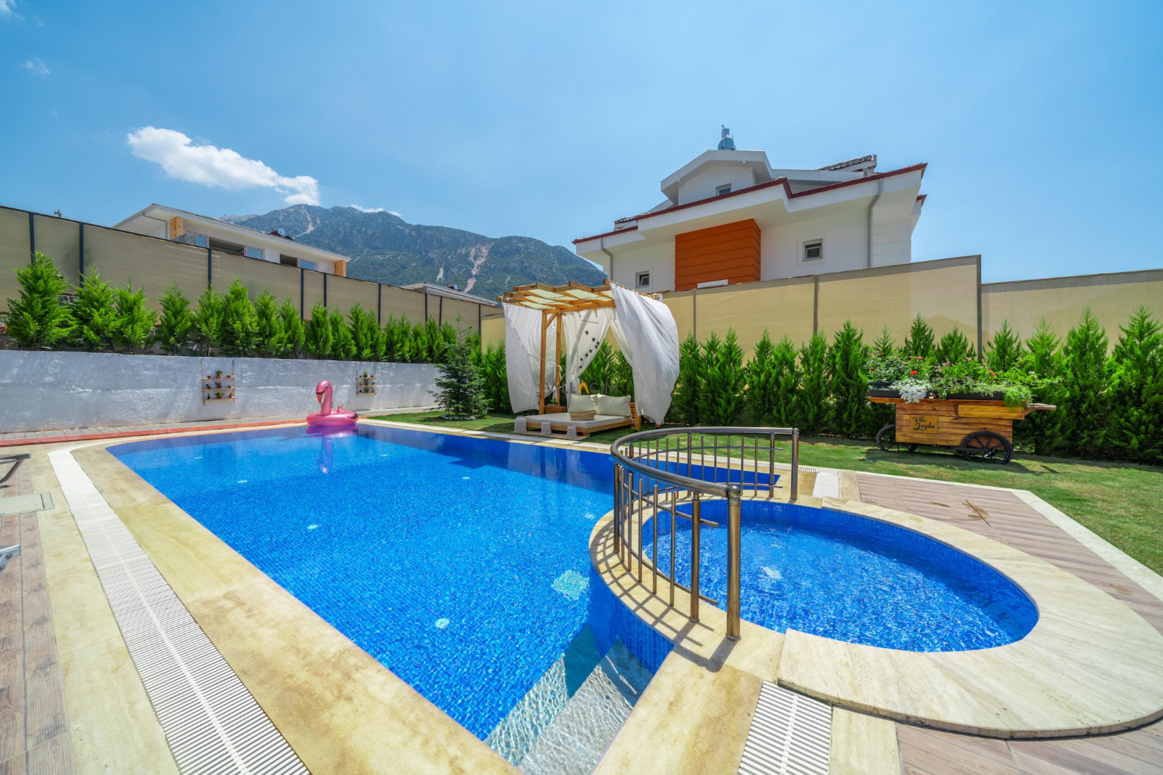 villa-leila-24_745.jpg