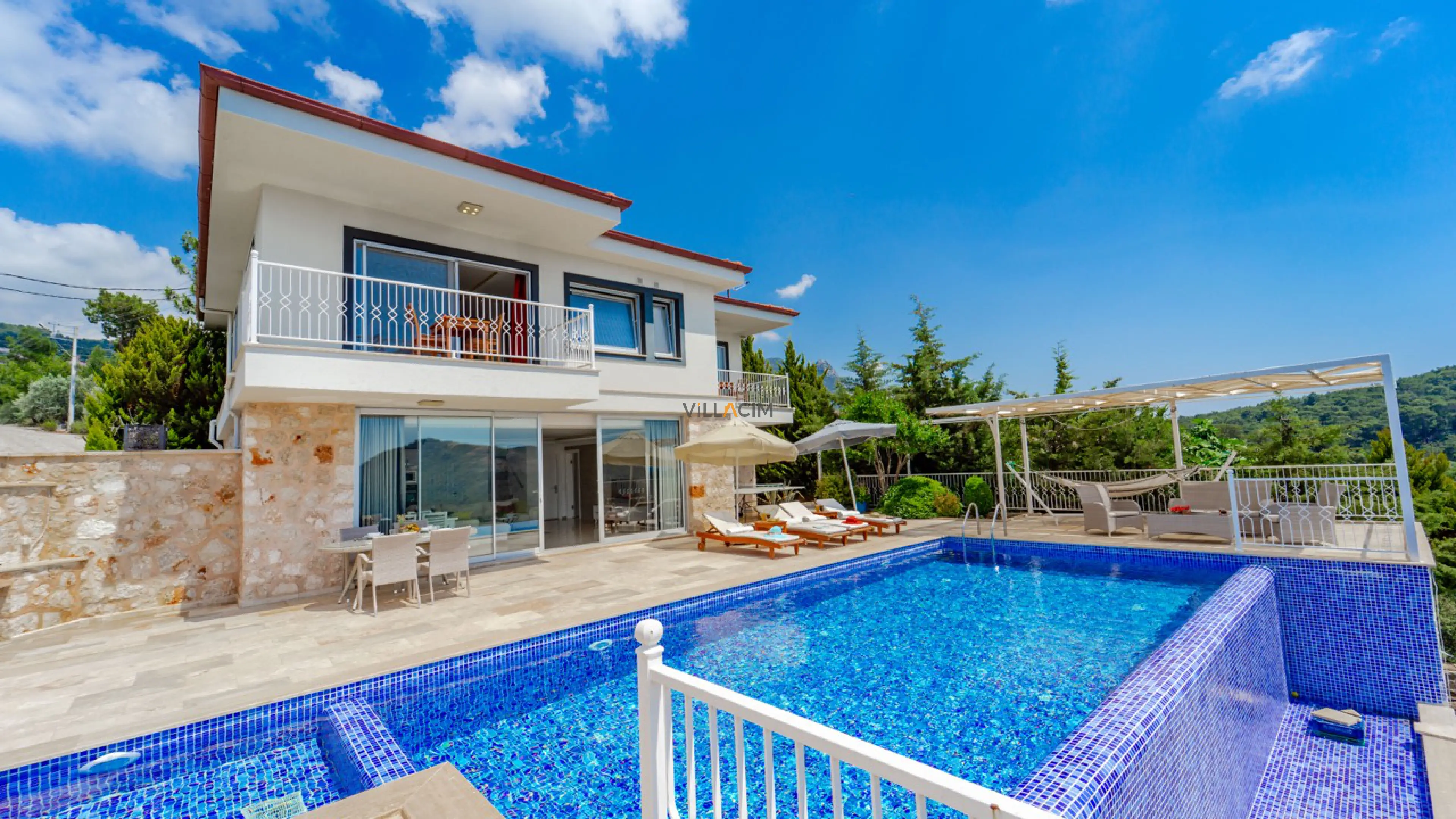 villa-lina-1_472.jpeg