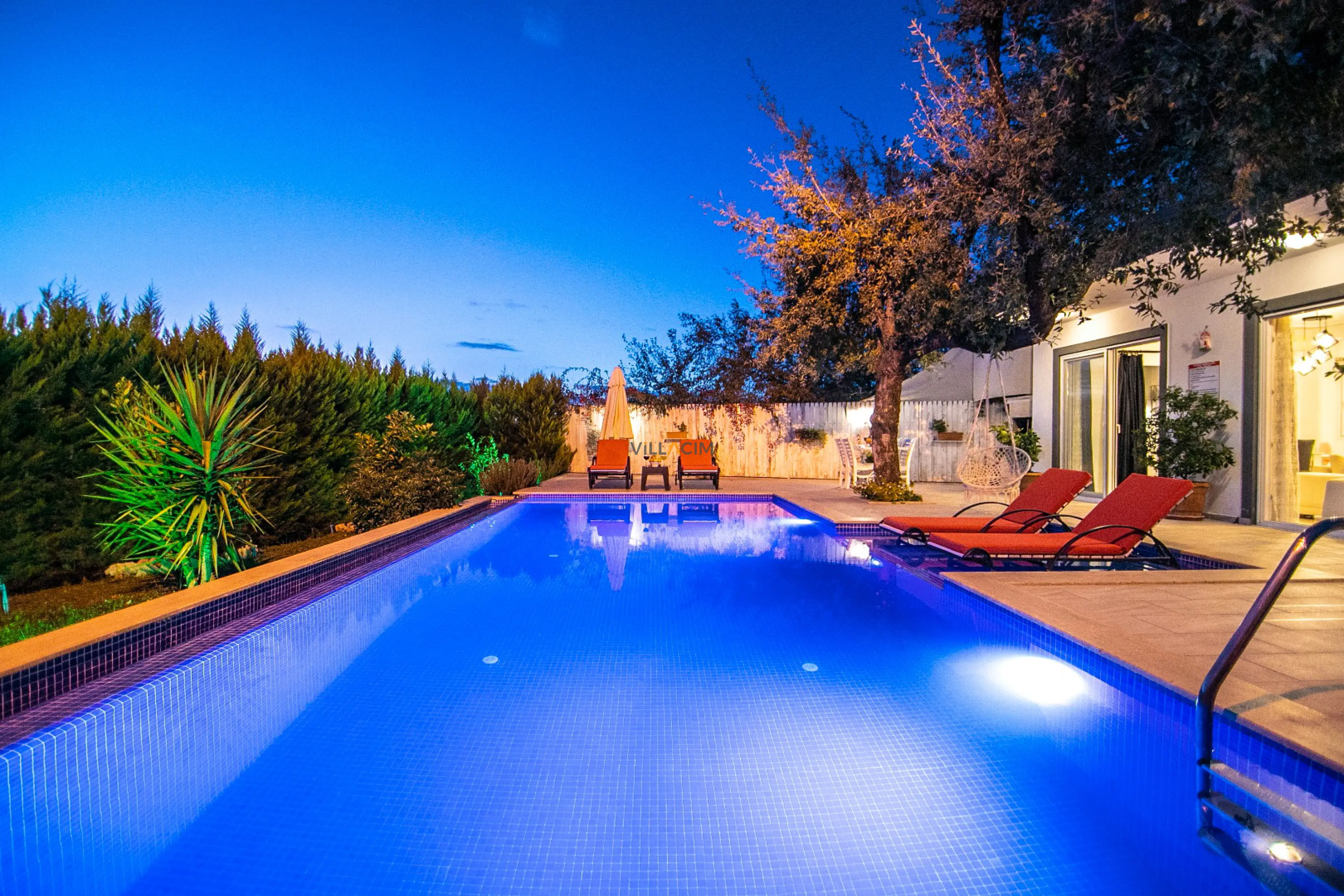villa-love-4_765.jpg