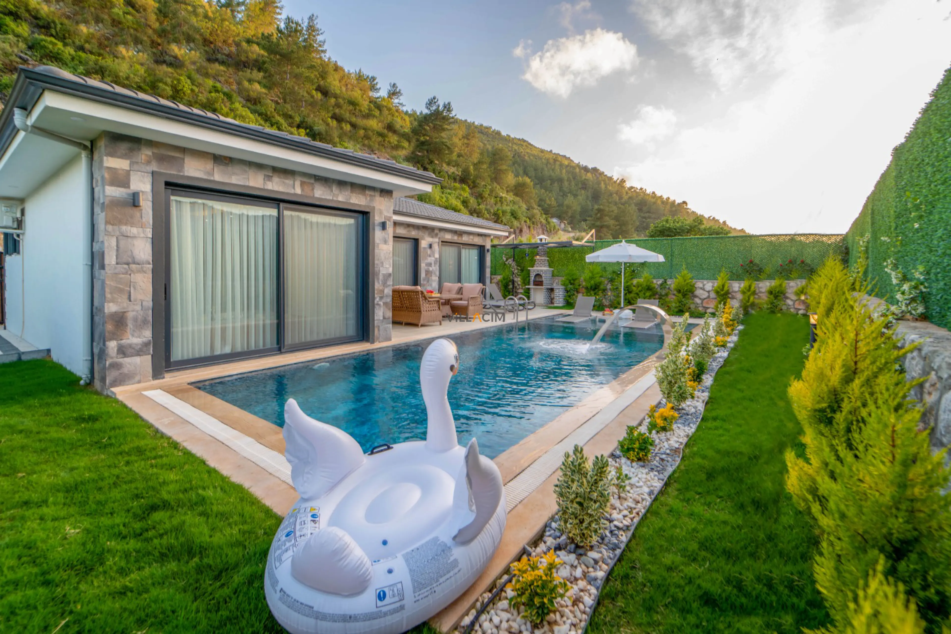 villa-marvin-6-12_660.jpg