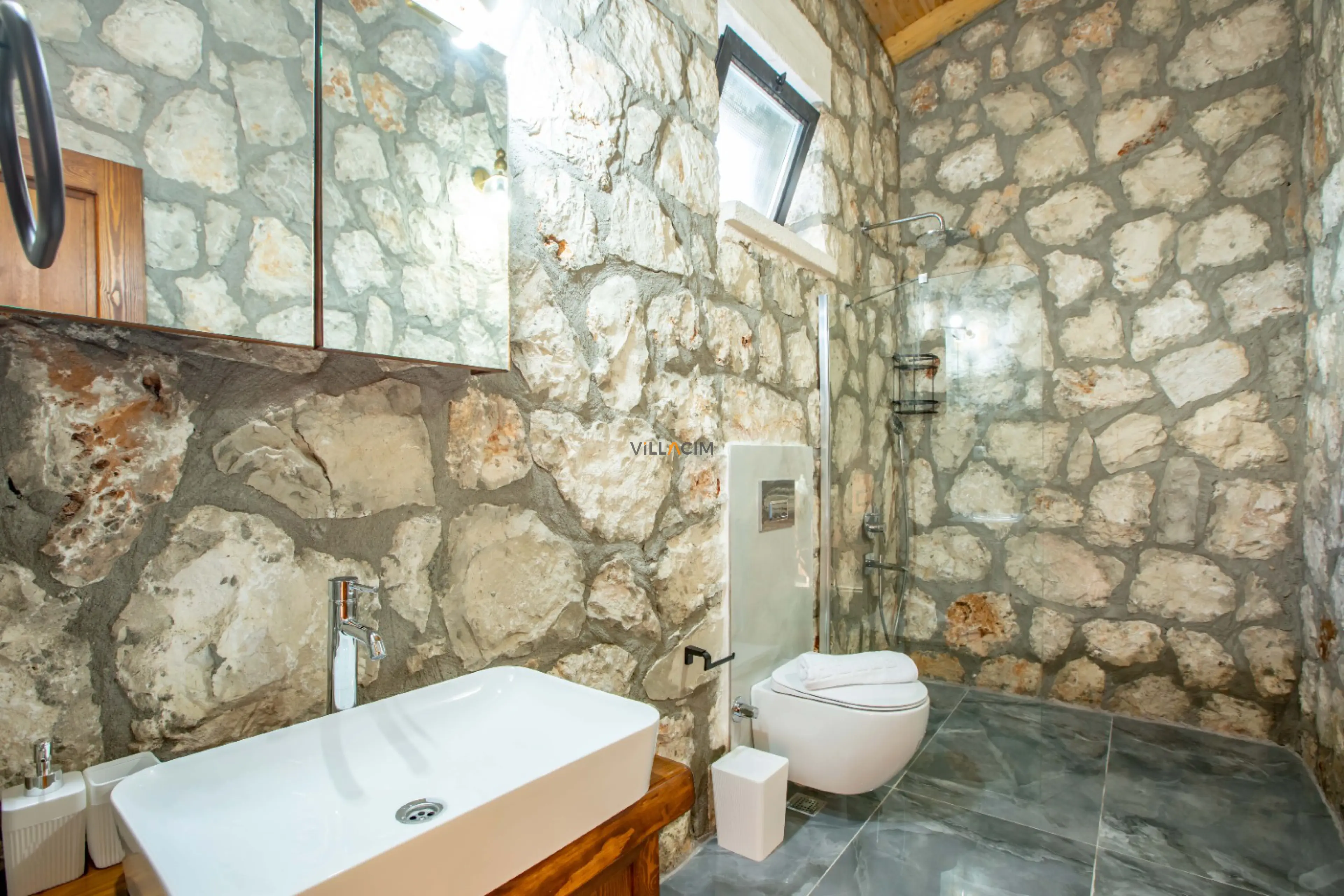 villa-mirror-4--1_88.jpg