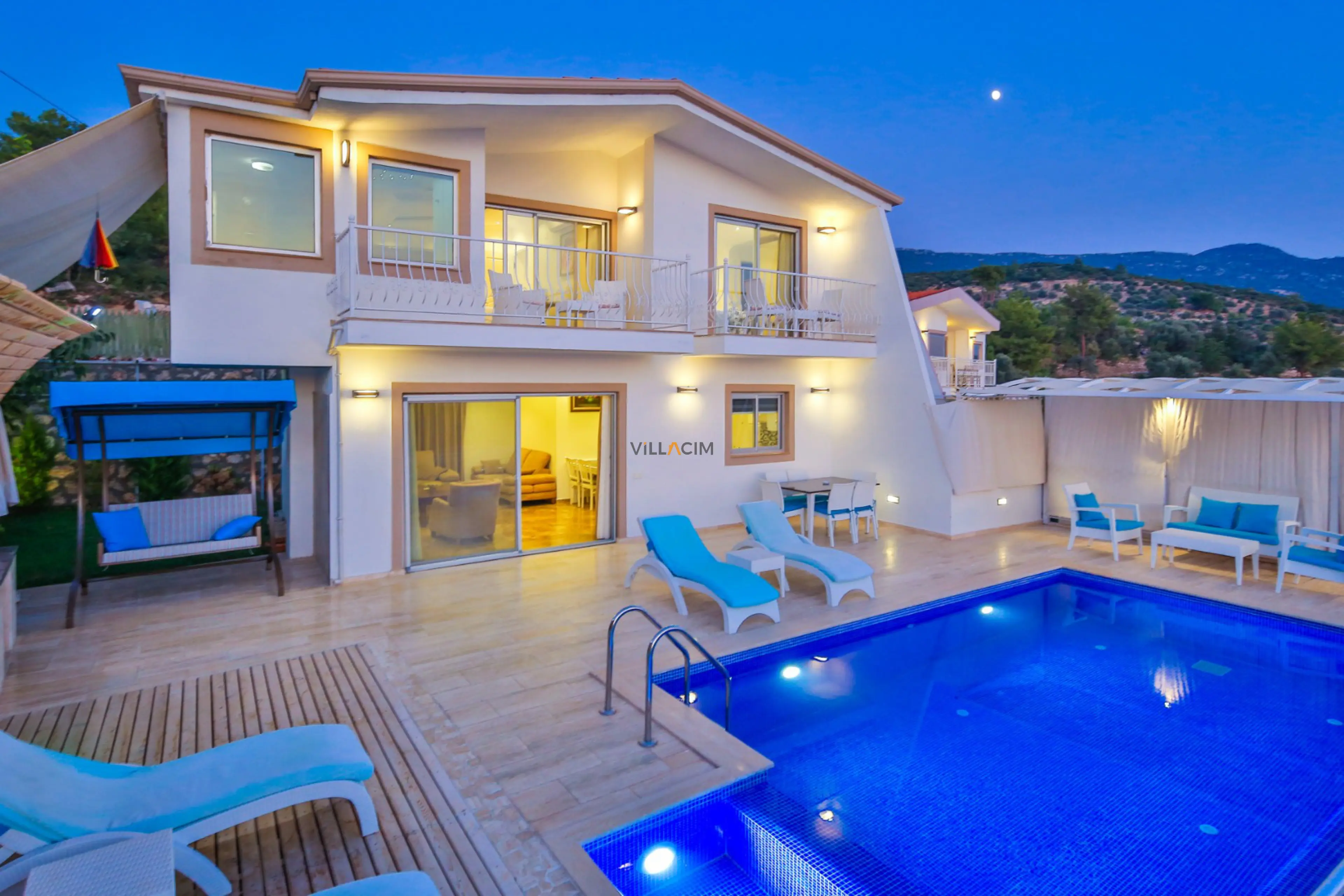 villa-mono-(9)_307.jpg