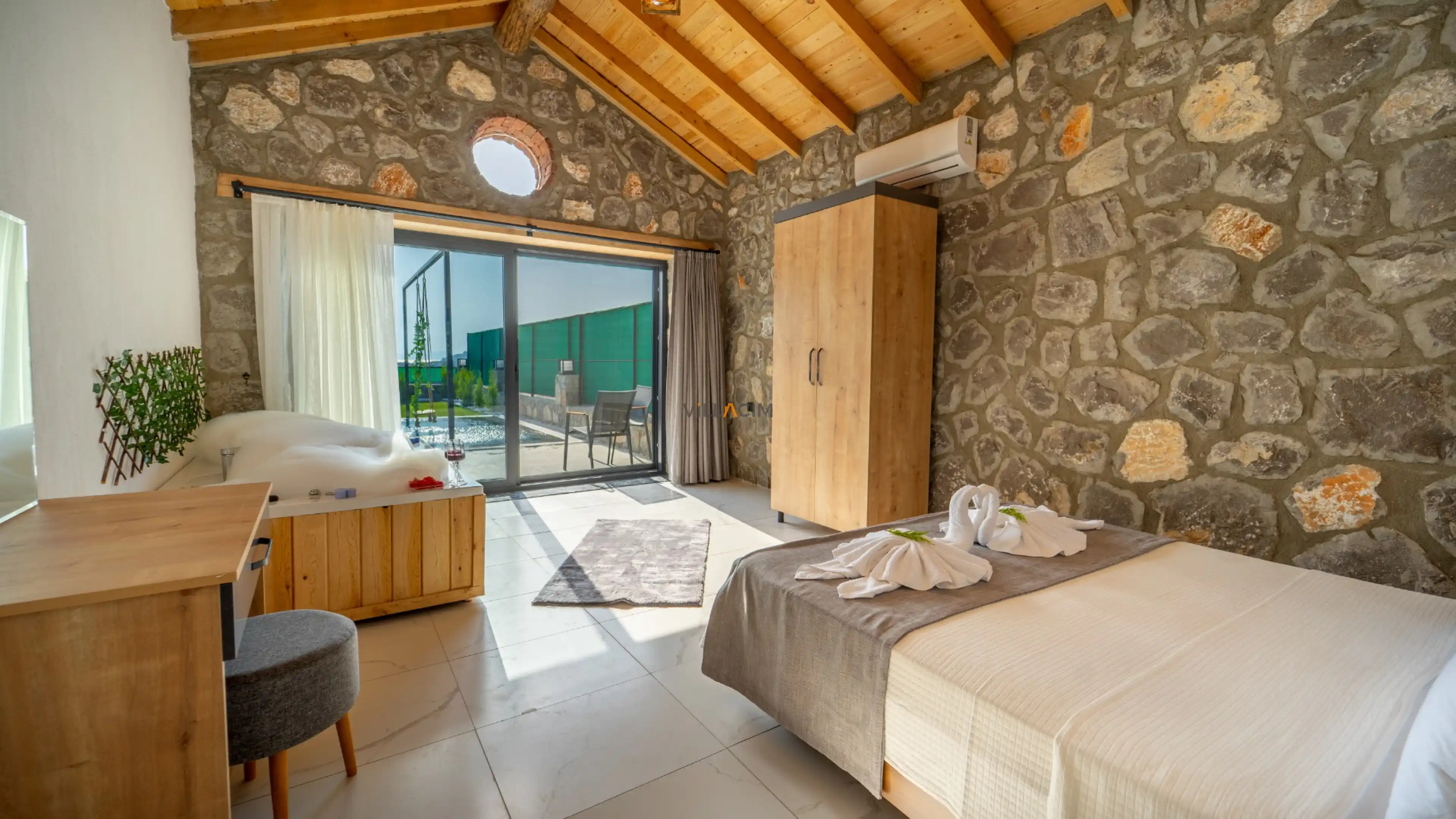 villa-new-stone-2-1_375.jpg