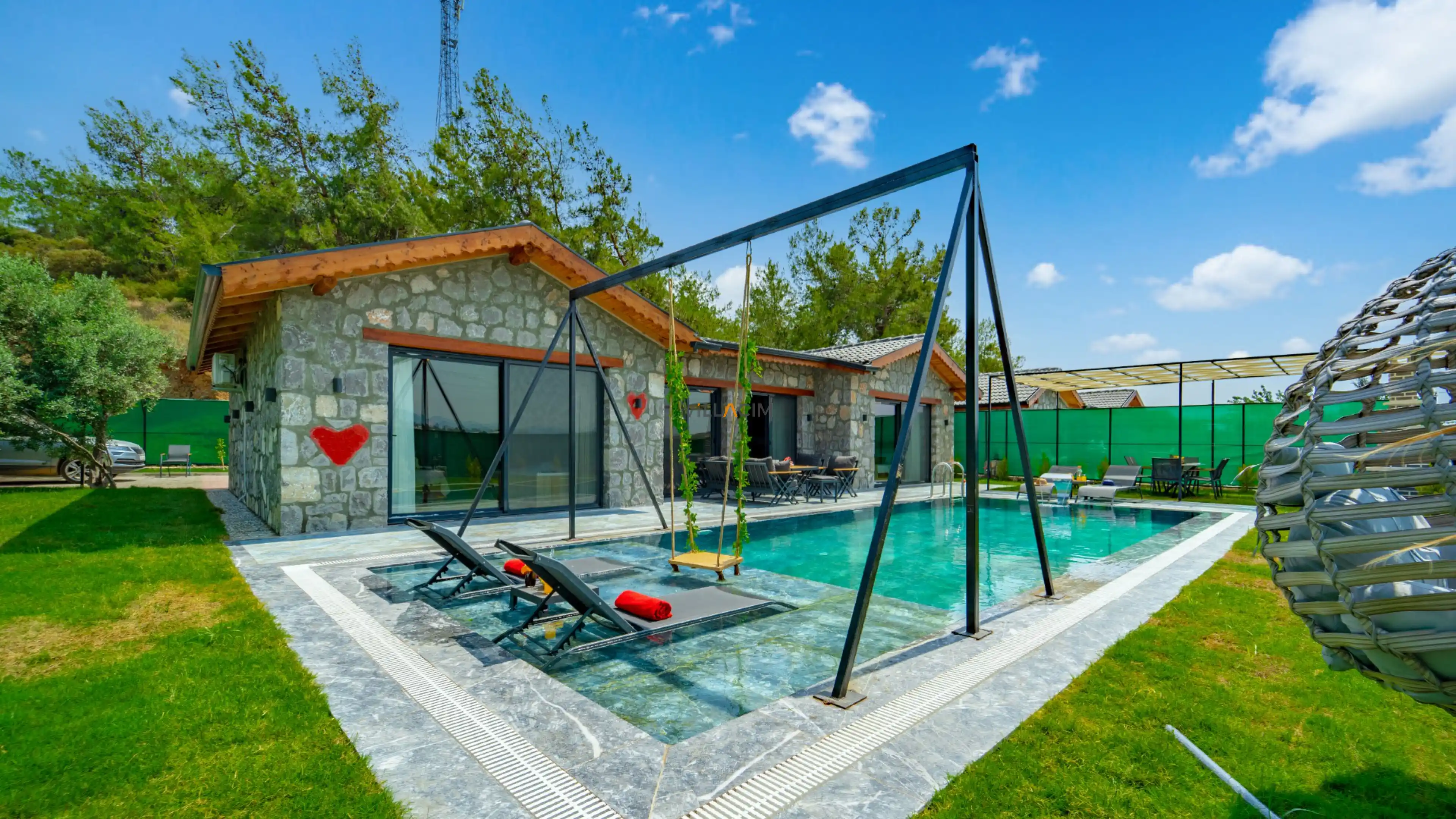 villa-new-stone22_964.jpg