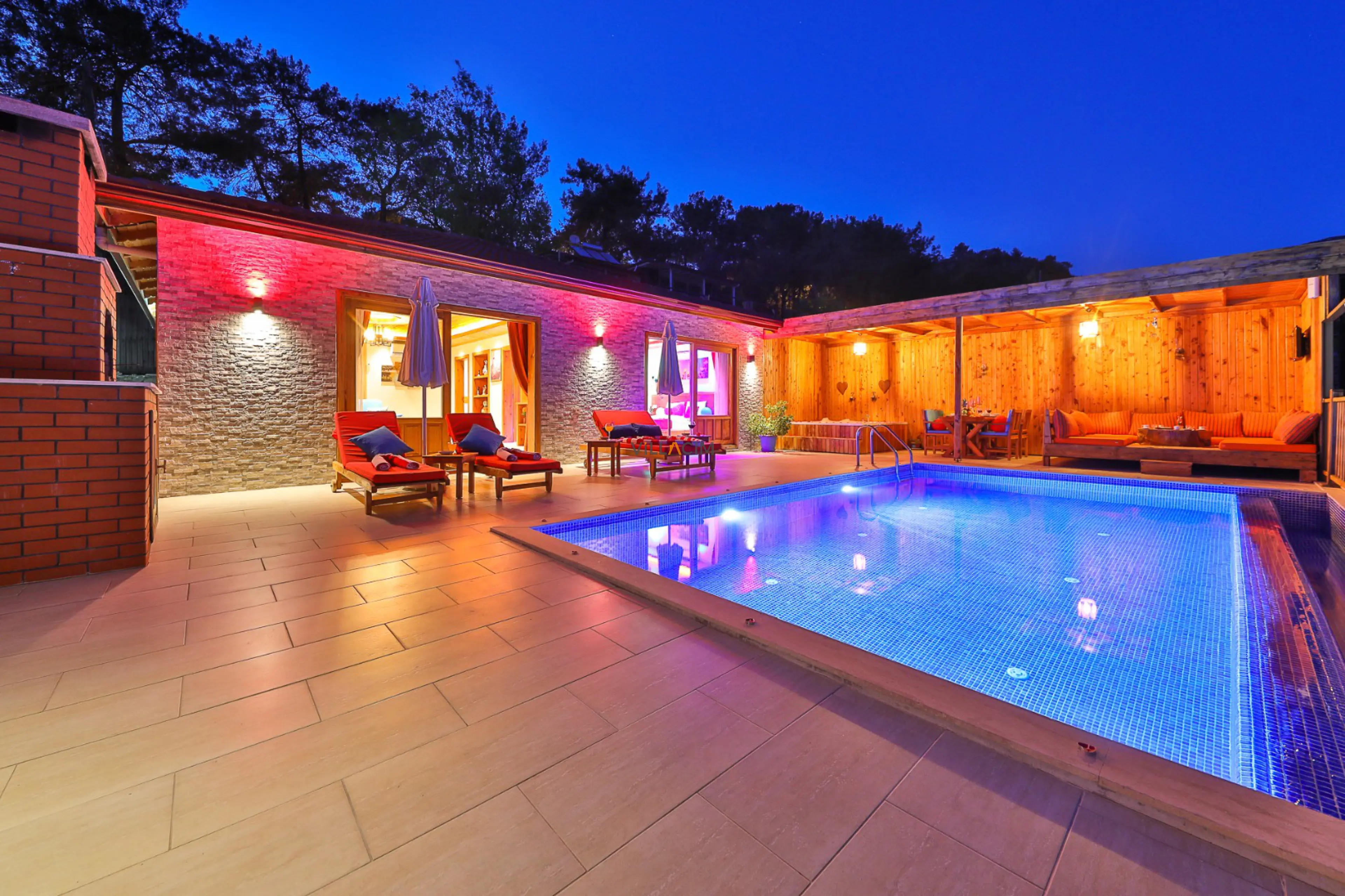 villa-oftelo-1_773.jpg