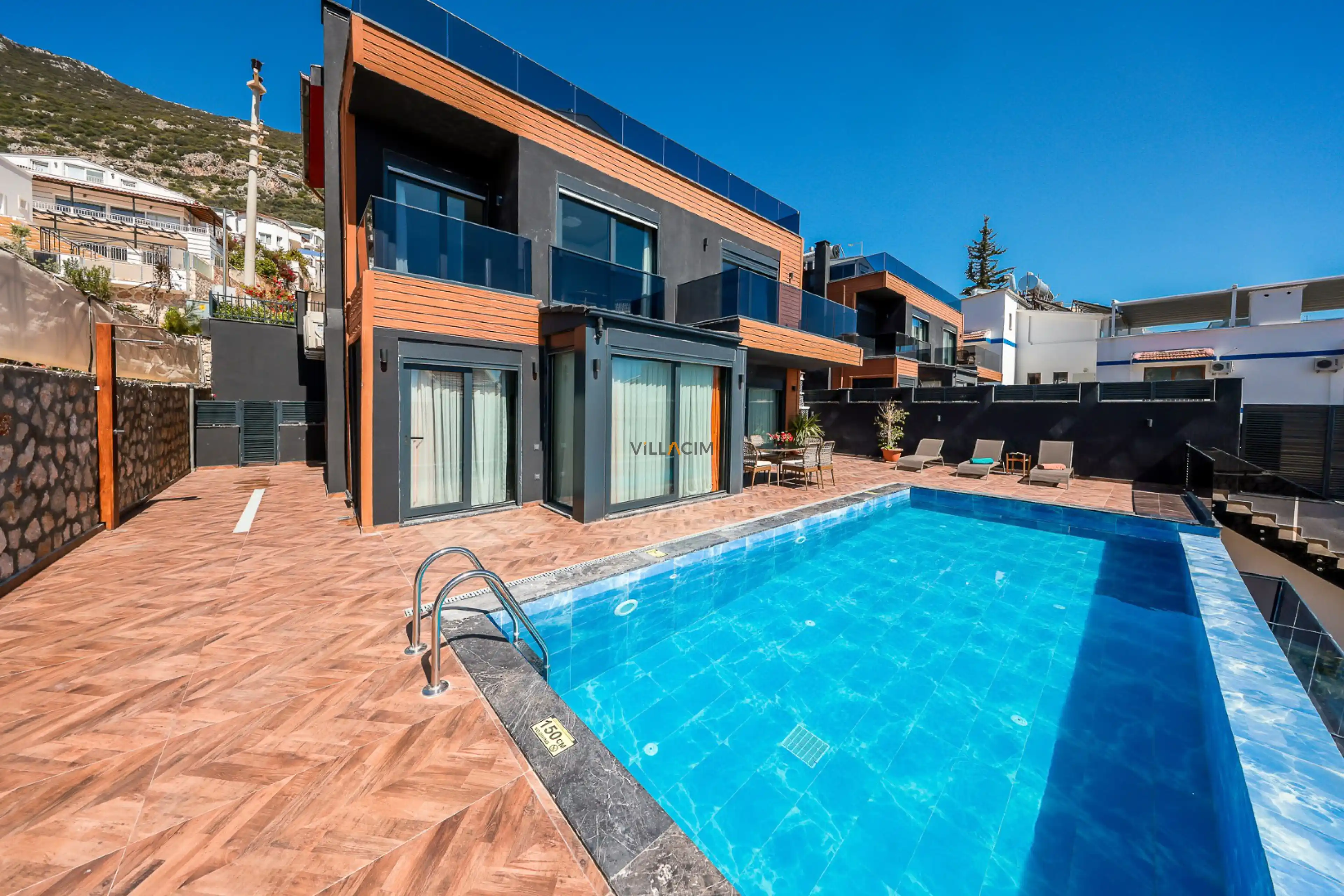 villa-orange-diamond-26_255.jpg