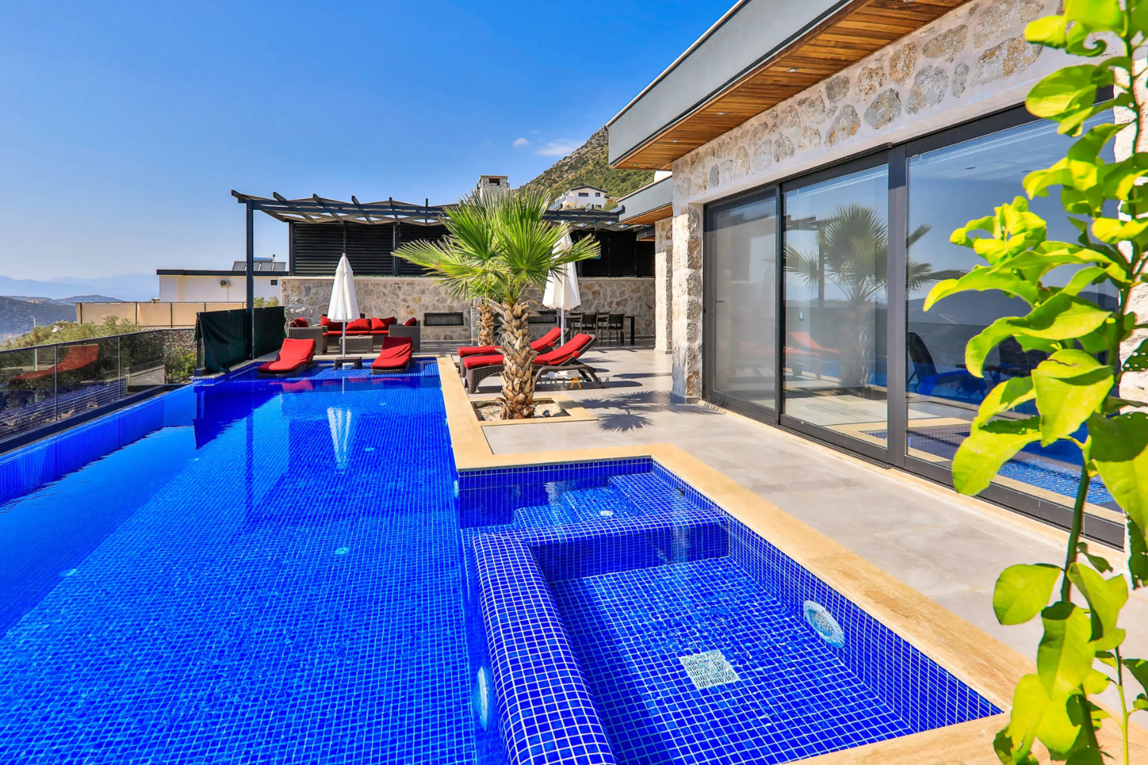 villa-royal-(36)_743.jpg