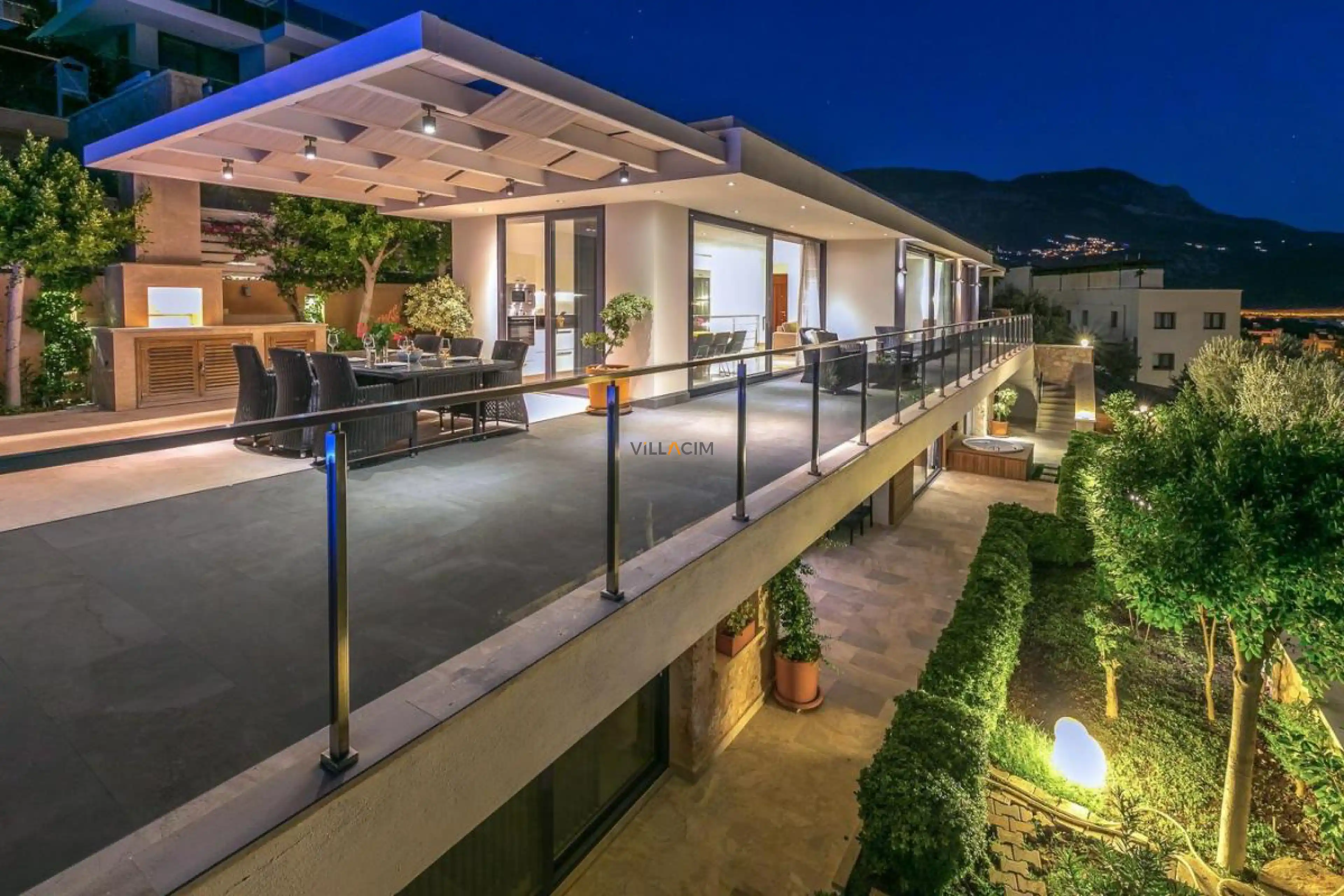 villa-sabr1_329.jpg