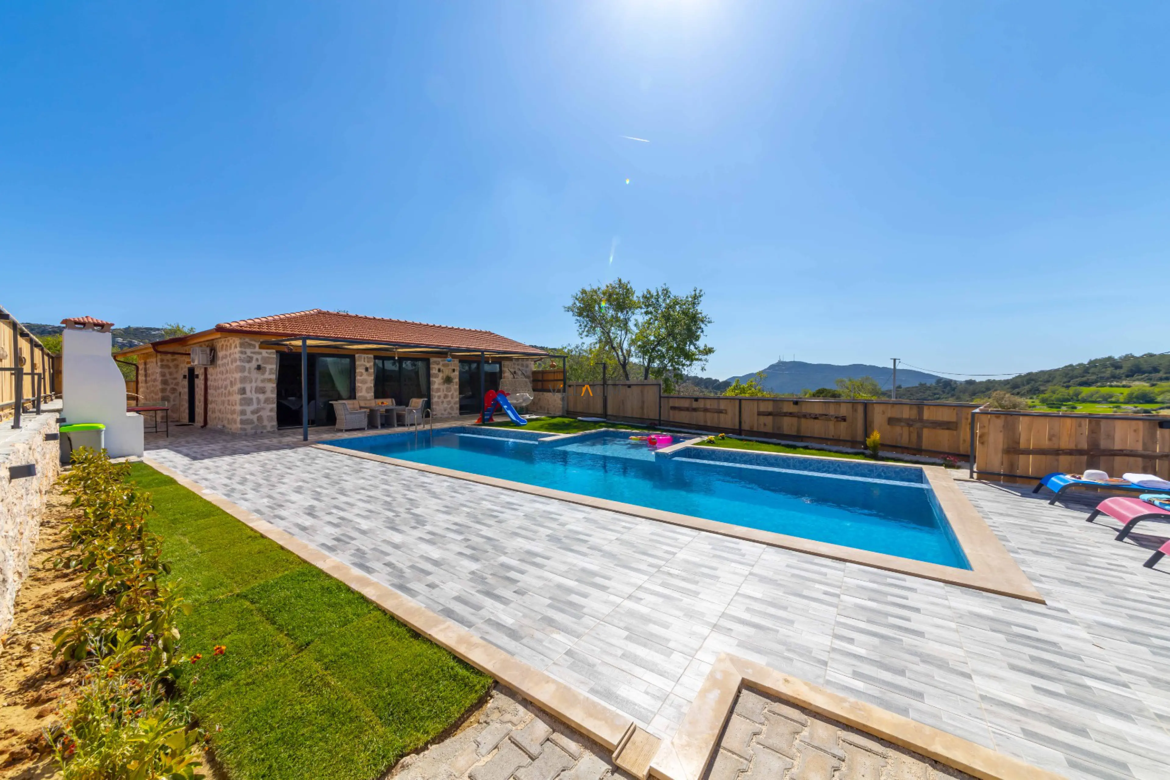villa-safe-1_164.jpg