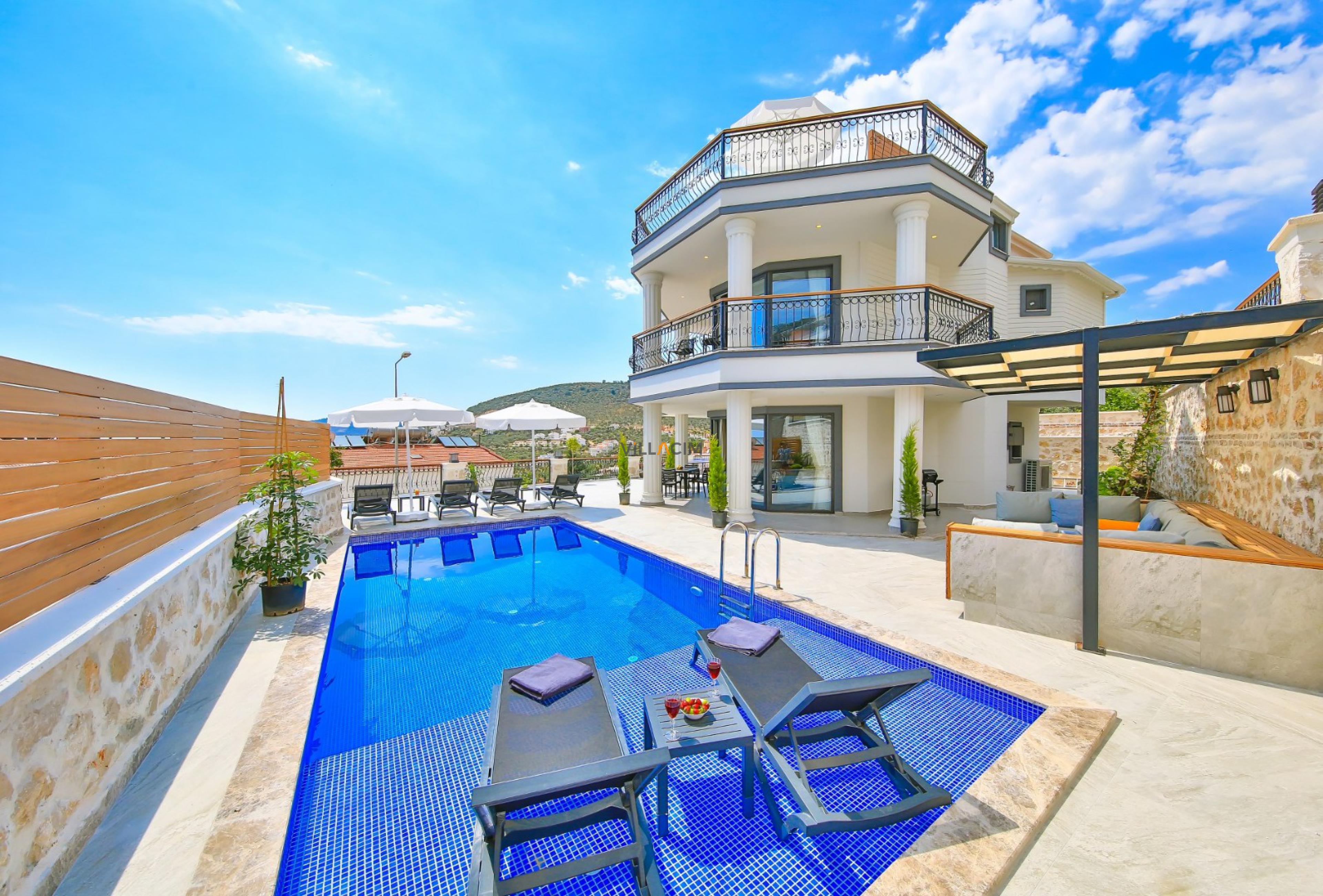 villa-samira-2-(30)_1889x1280_660.jpg