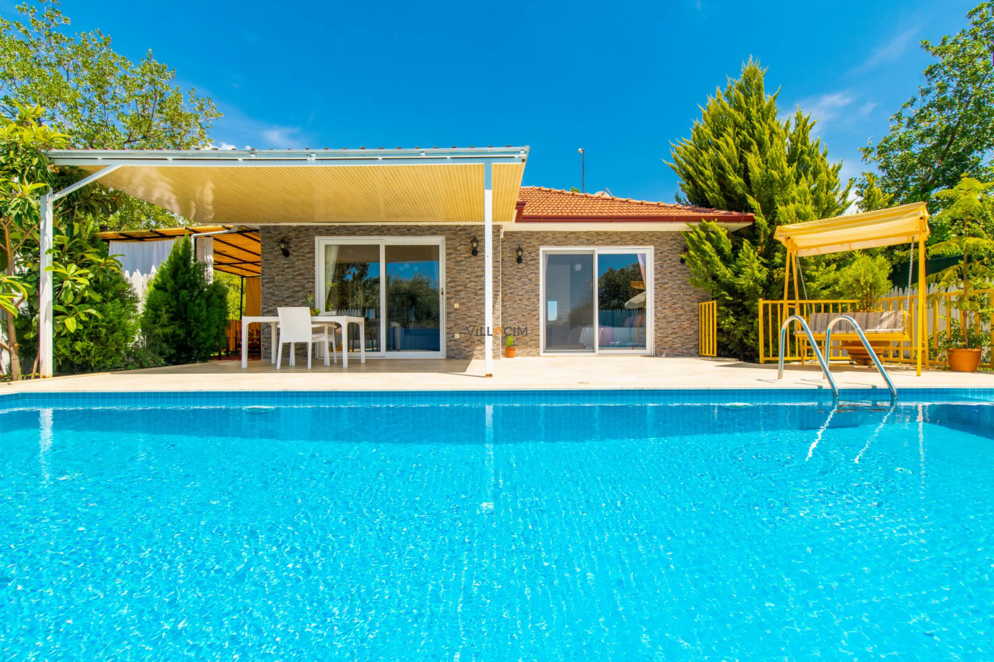 villa-sare-24_1575x1050_7.jpg