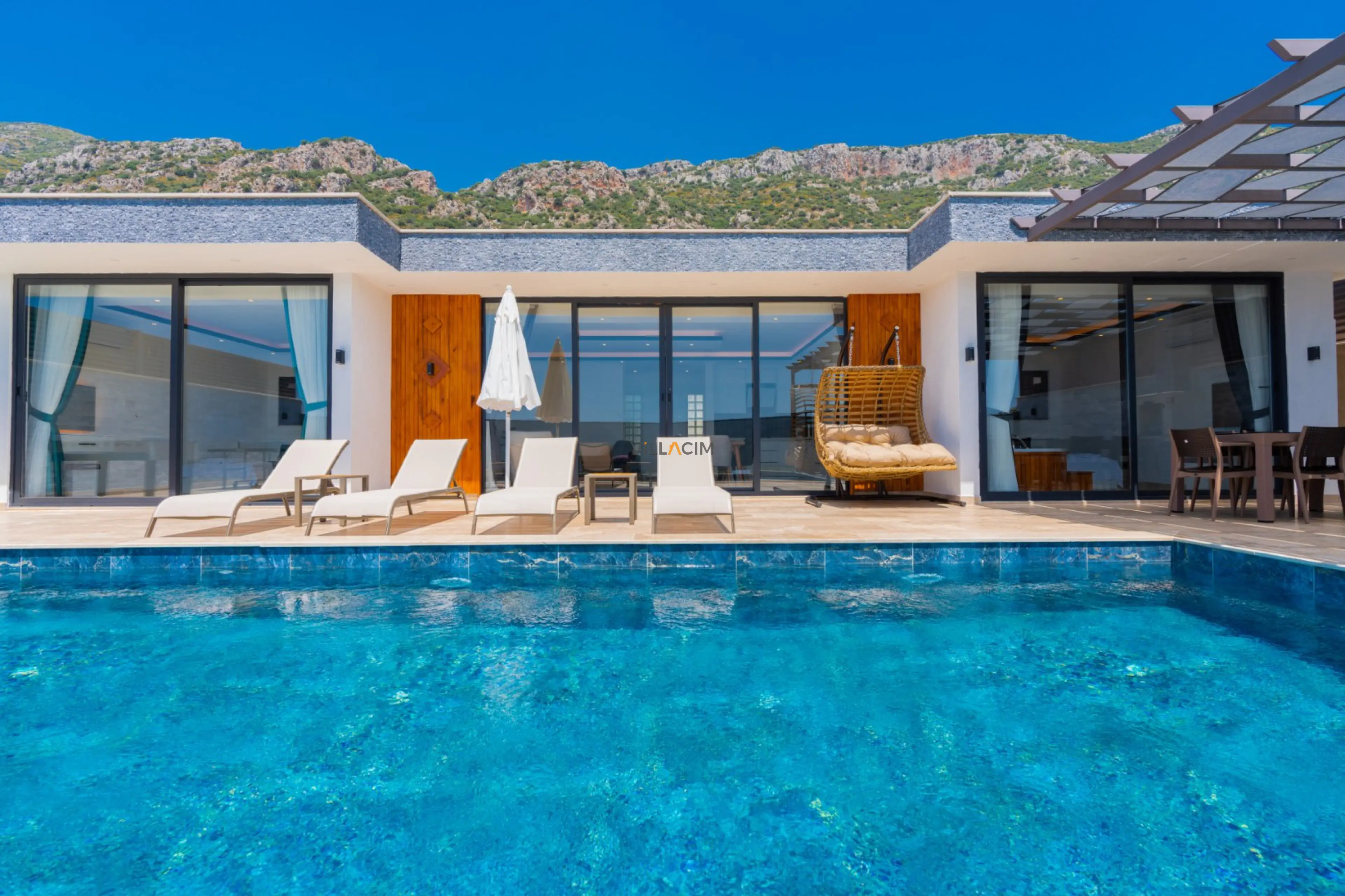 villa-sirena-alya-29_1919x1280_783.jpg