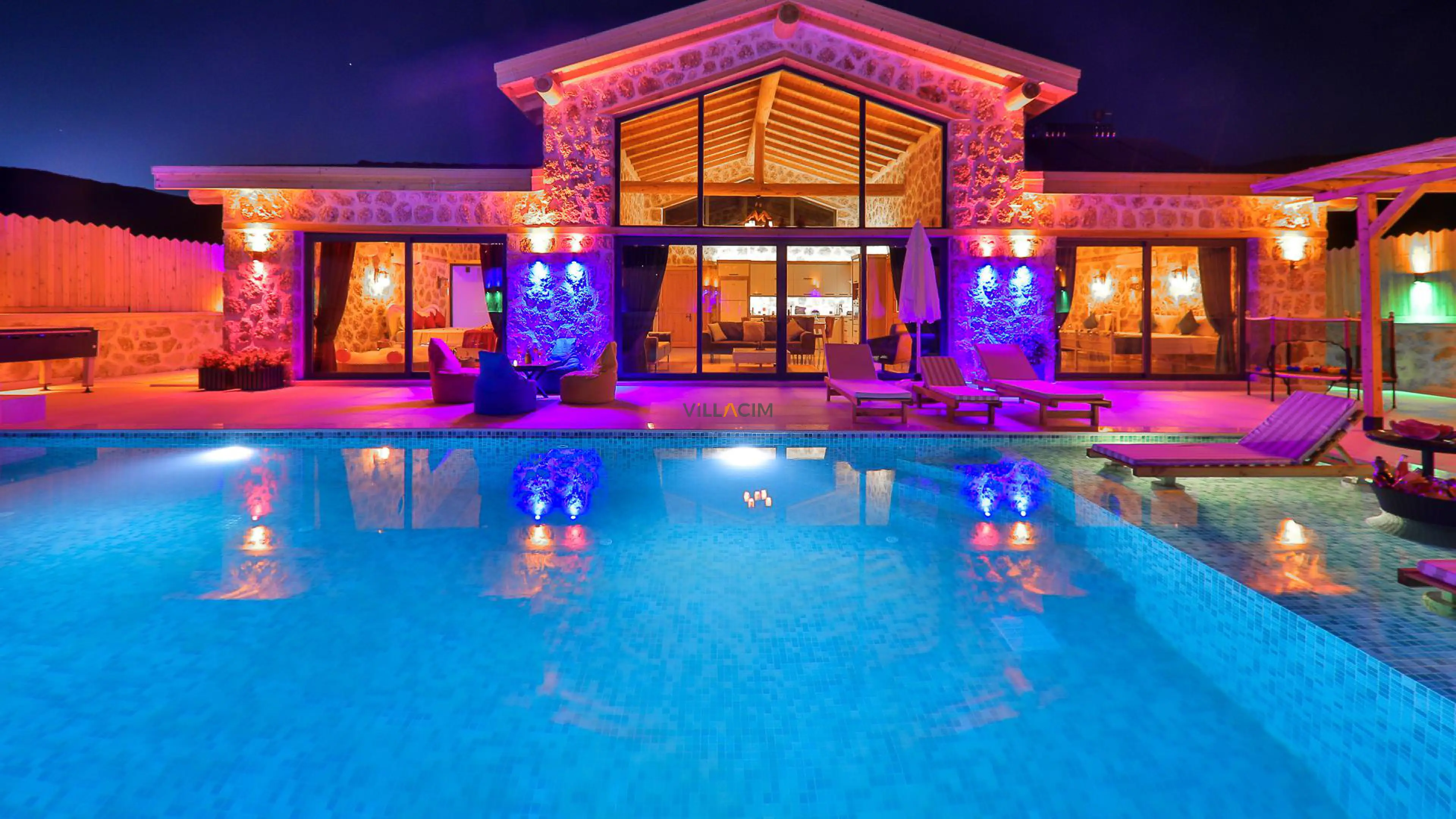 villa-smiles-24_601.jpg