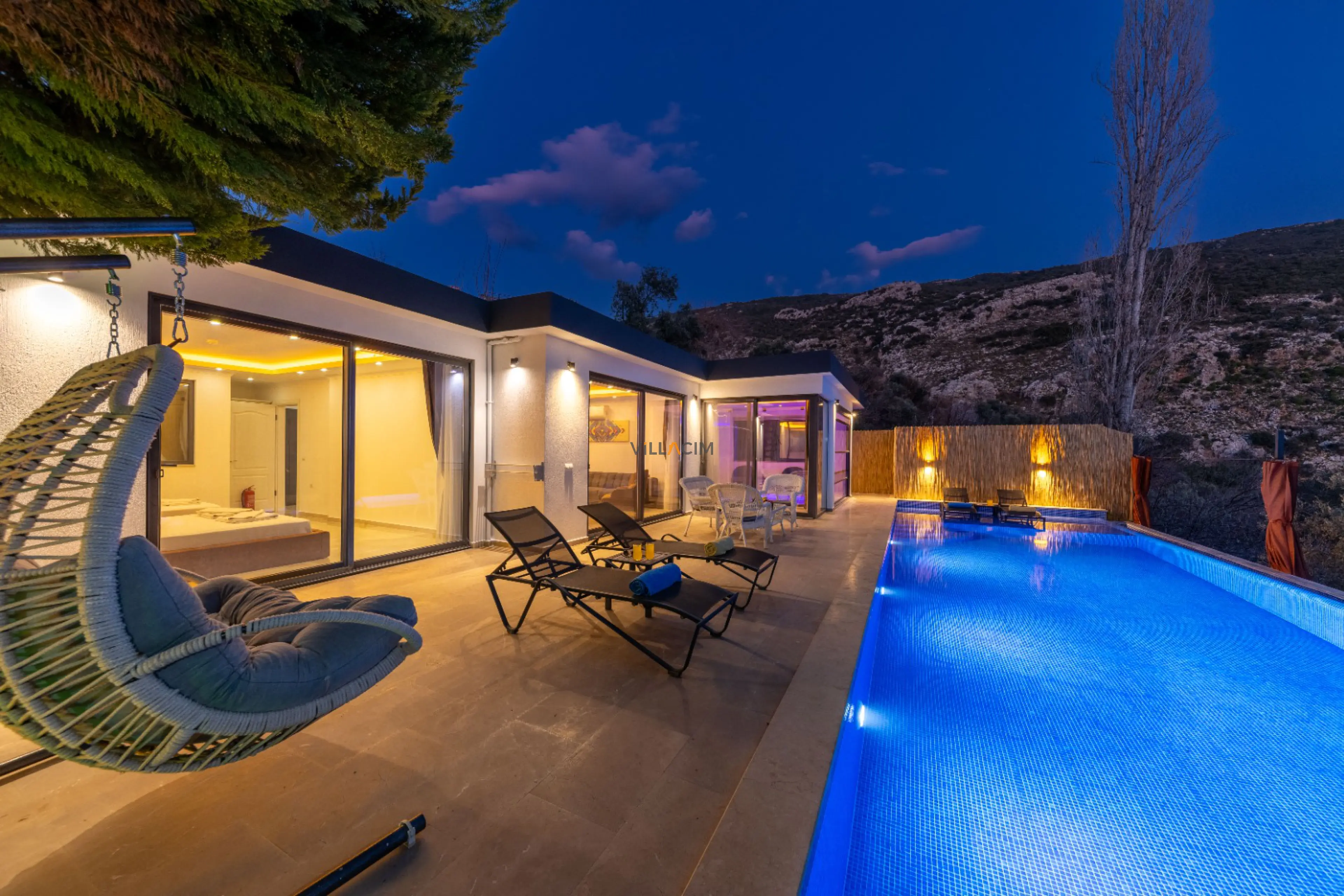 villa-suvari-duo-1_901.jpg