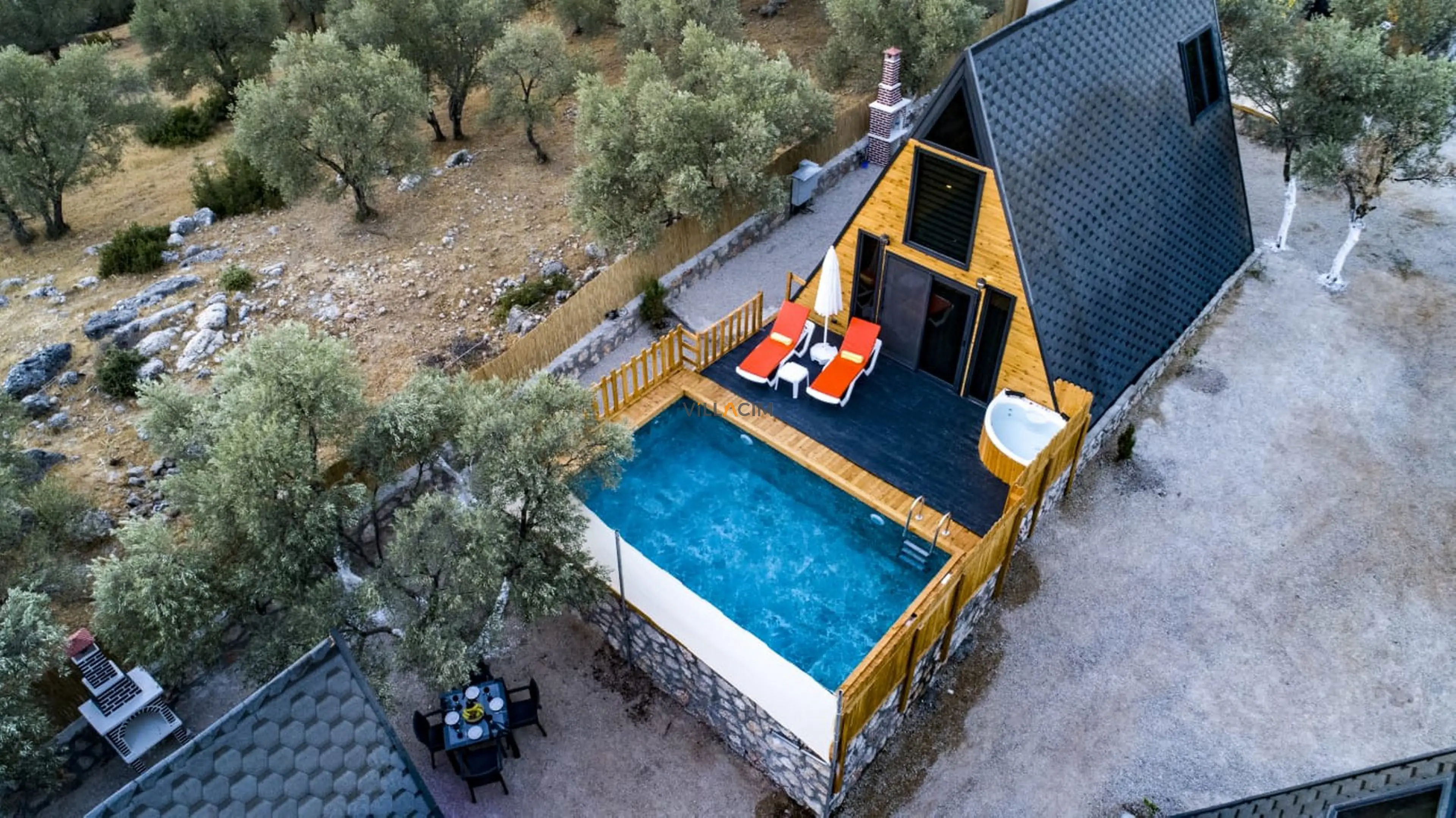 villa-tinyhouse-2-16_1920x1079_528.jpeg