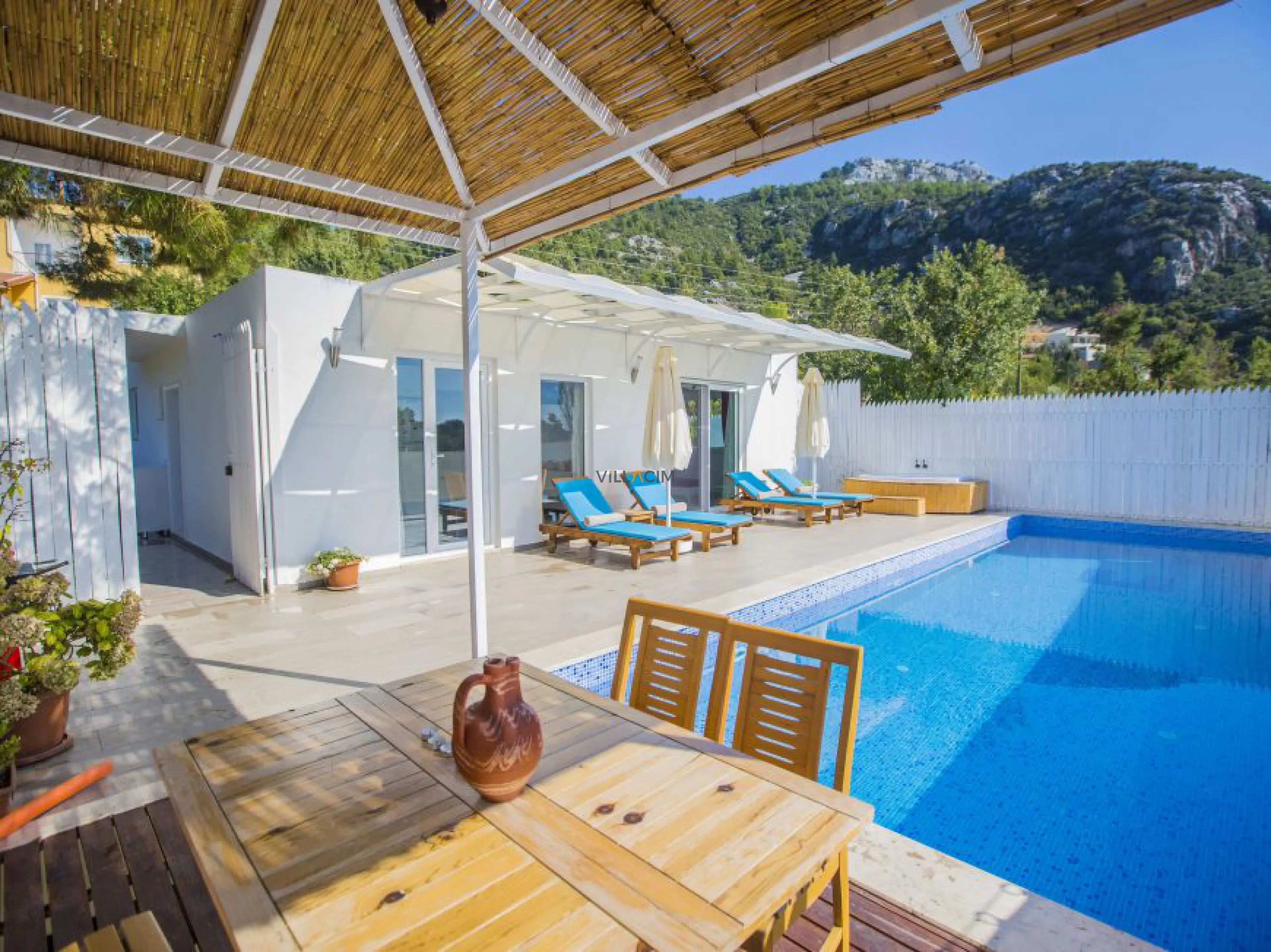villa-ulus-(1)_722.jpg
