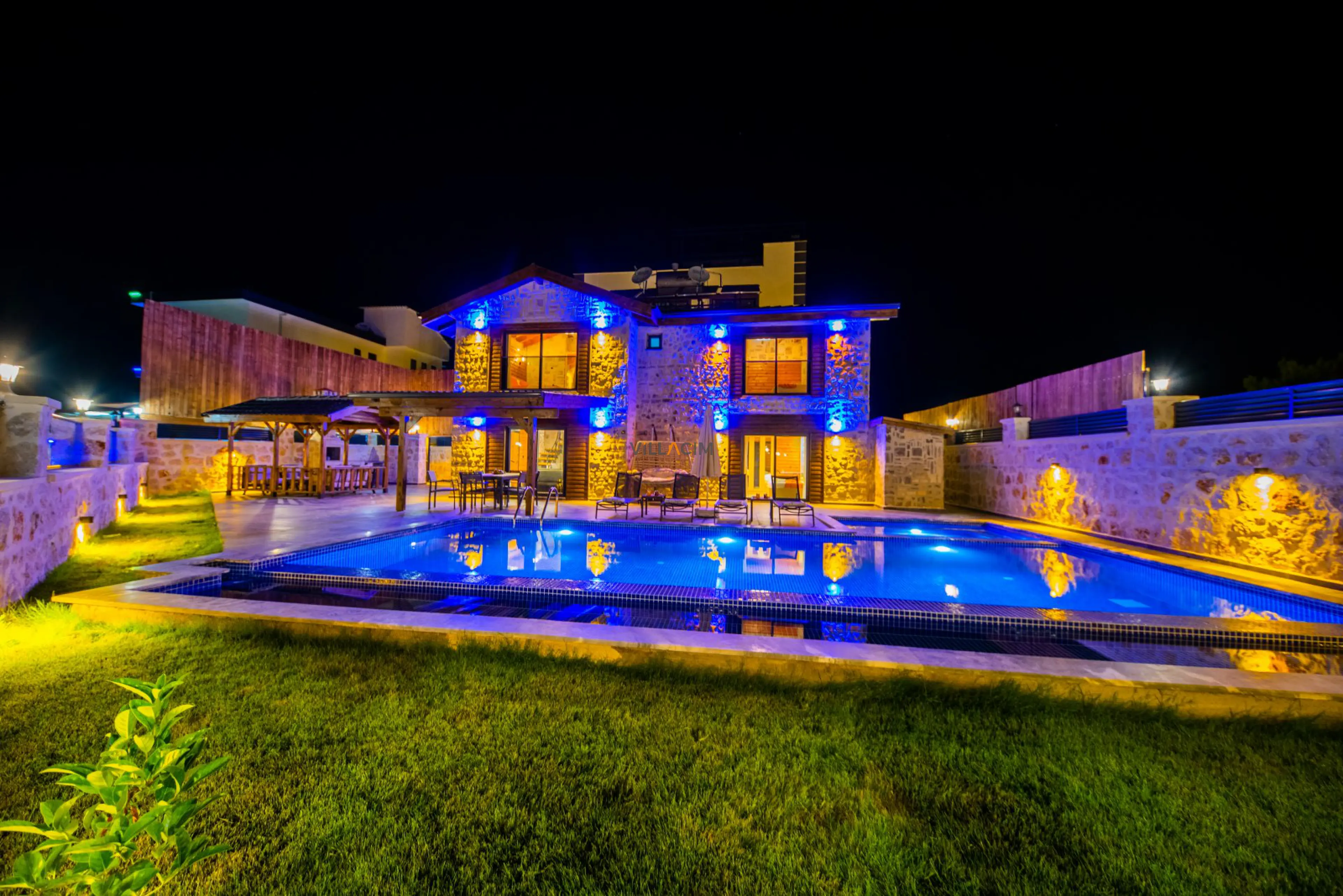 villa-zarina-view-59_988.jpg