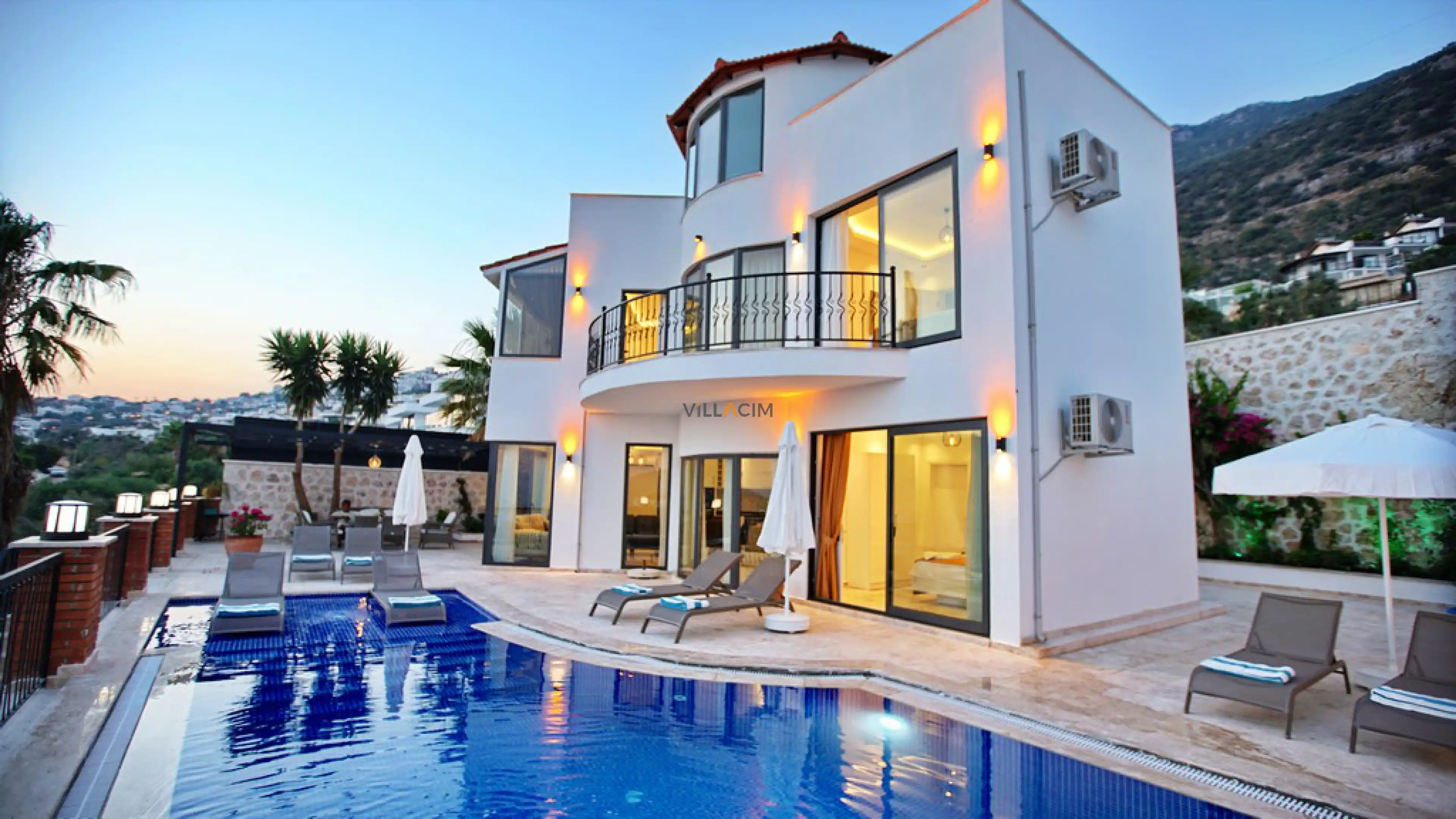 Villa Quinn Star