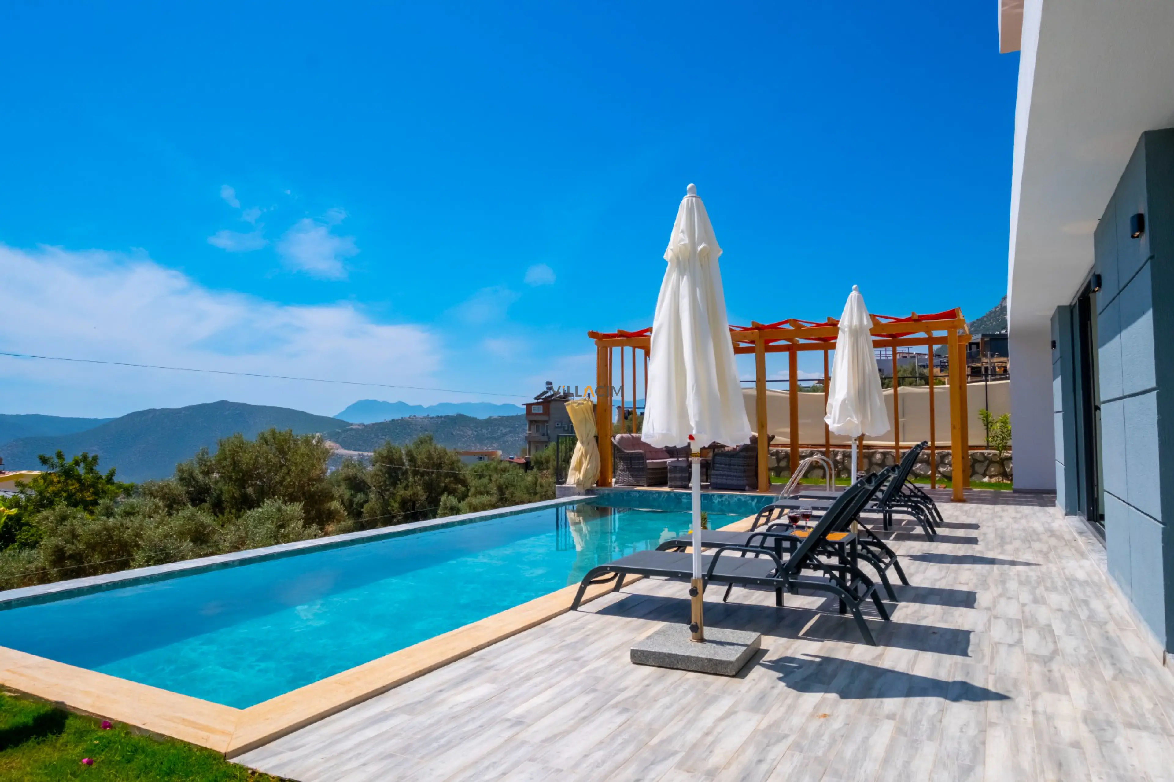 villa-aragon-34_625.jpg