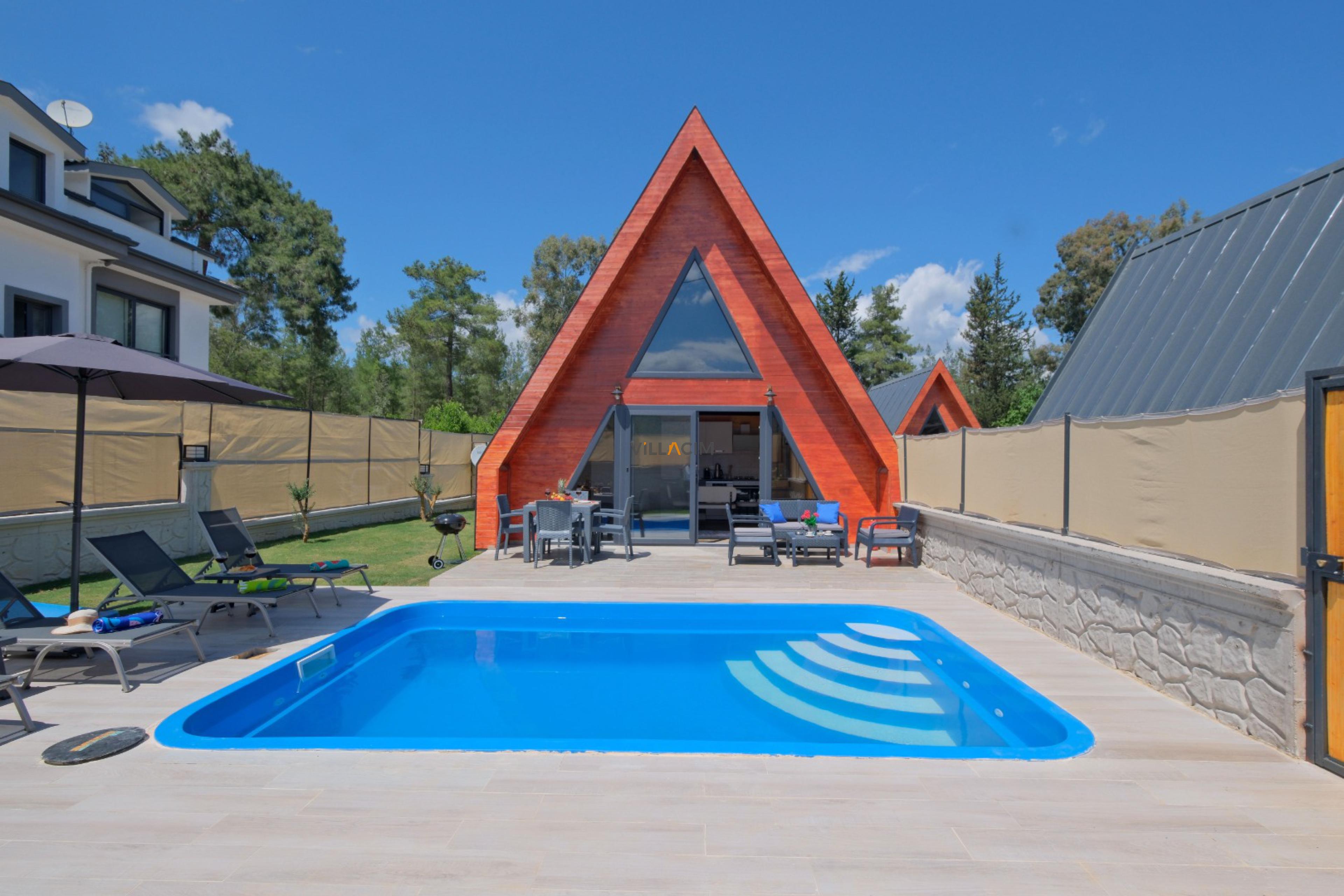 villa-asus-213_649.JPG