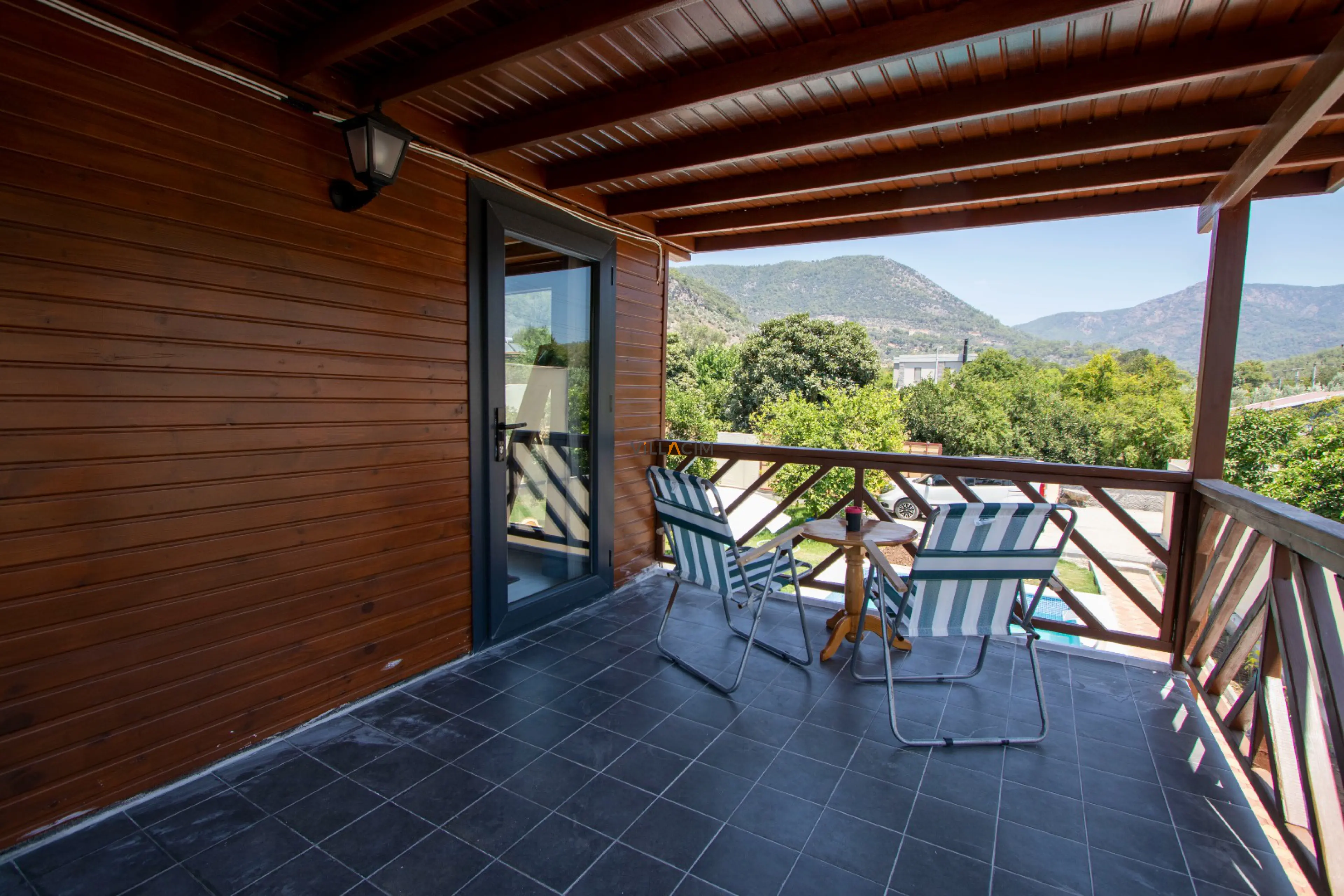 villa-avin-5_774.jpg