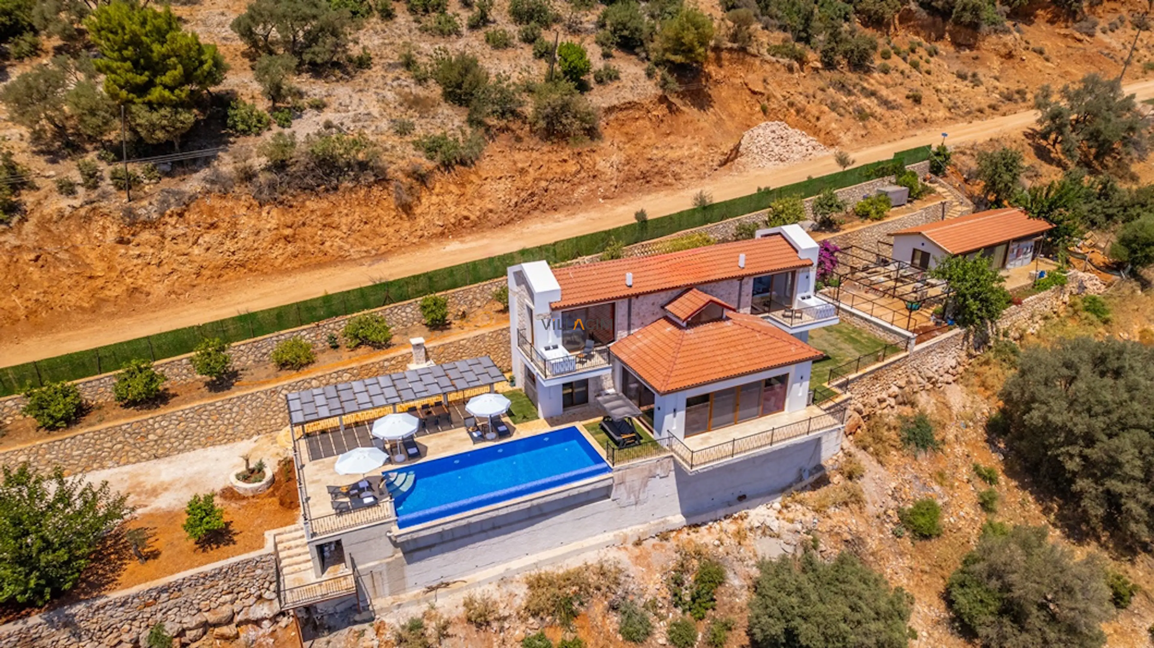 villa-dejavu4_707.jpg