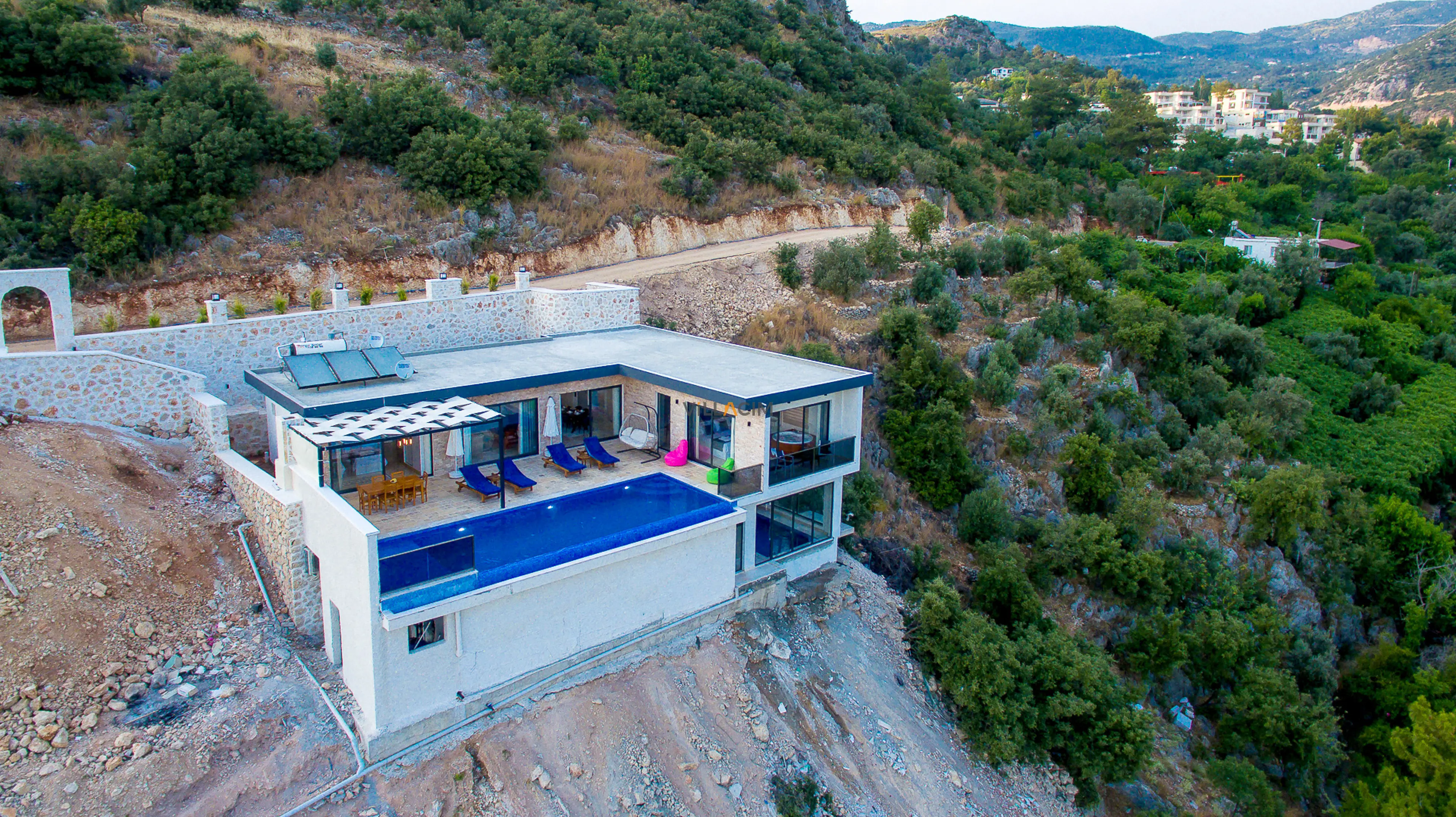 villa-demet-(6)_743.jpg