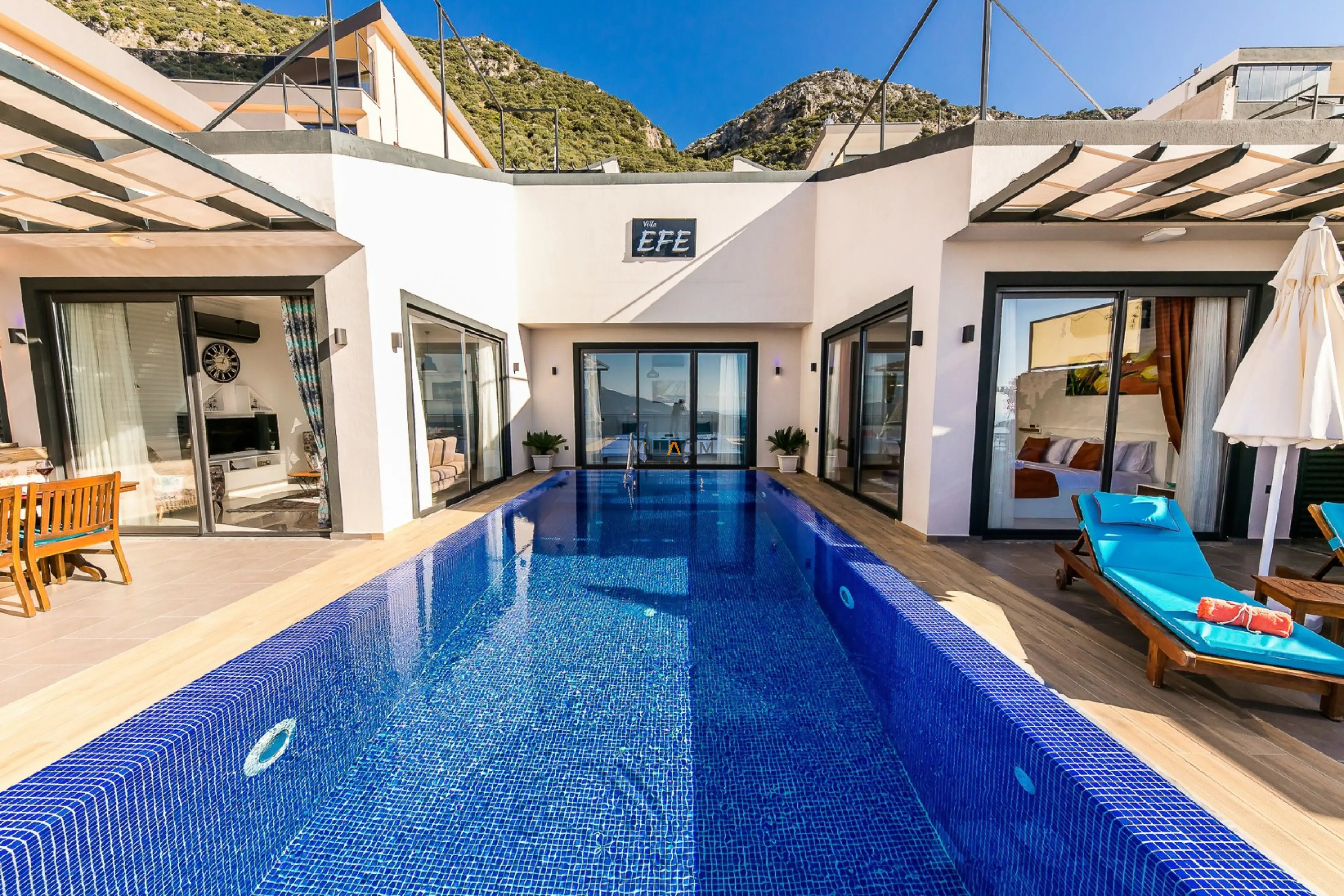 villa-efe-(1)_697.jpg
