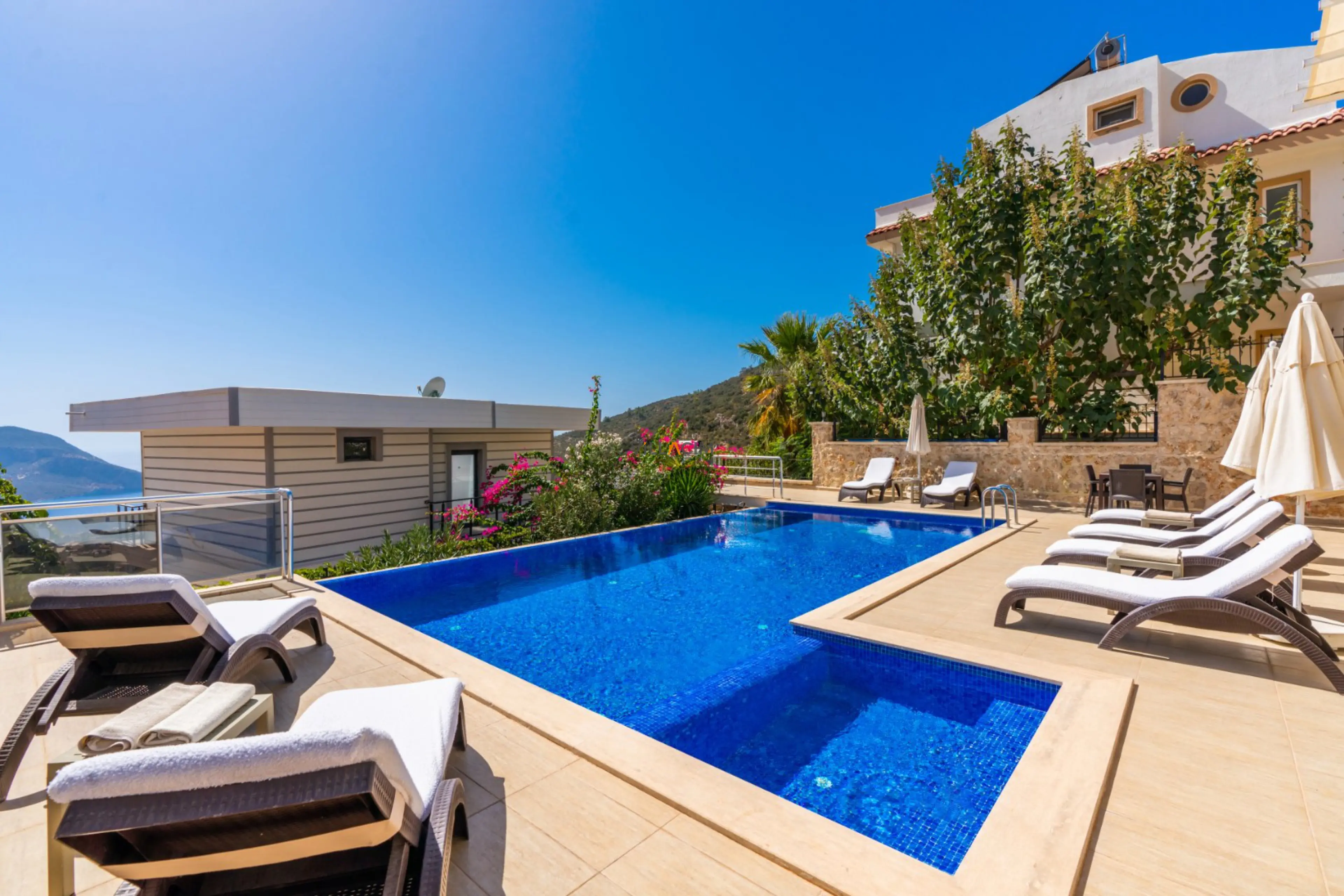 villa-eylul-kalkan-84_1919x1280_668.jpg
