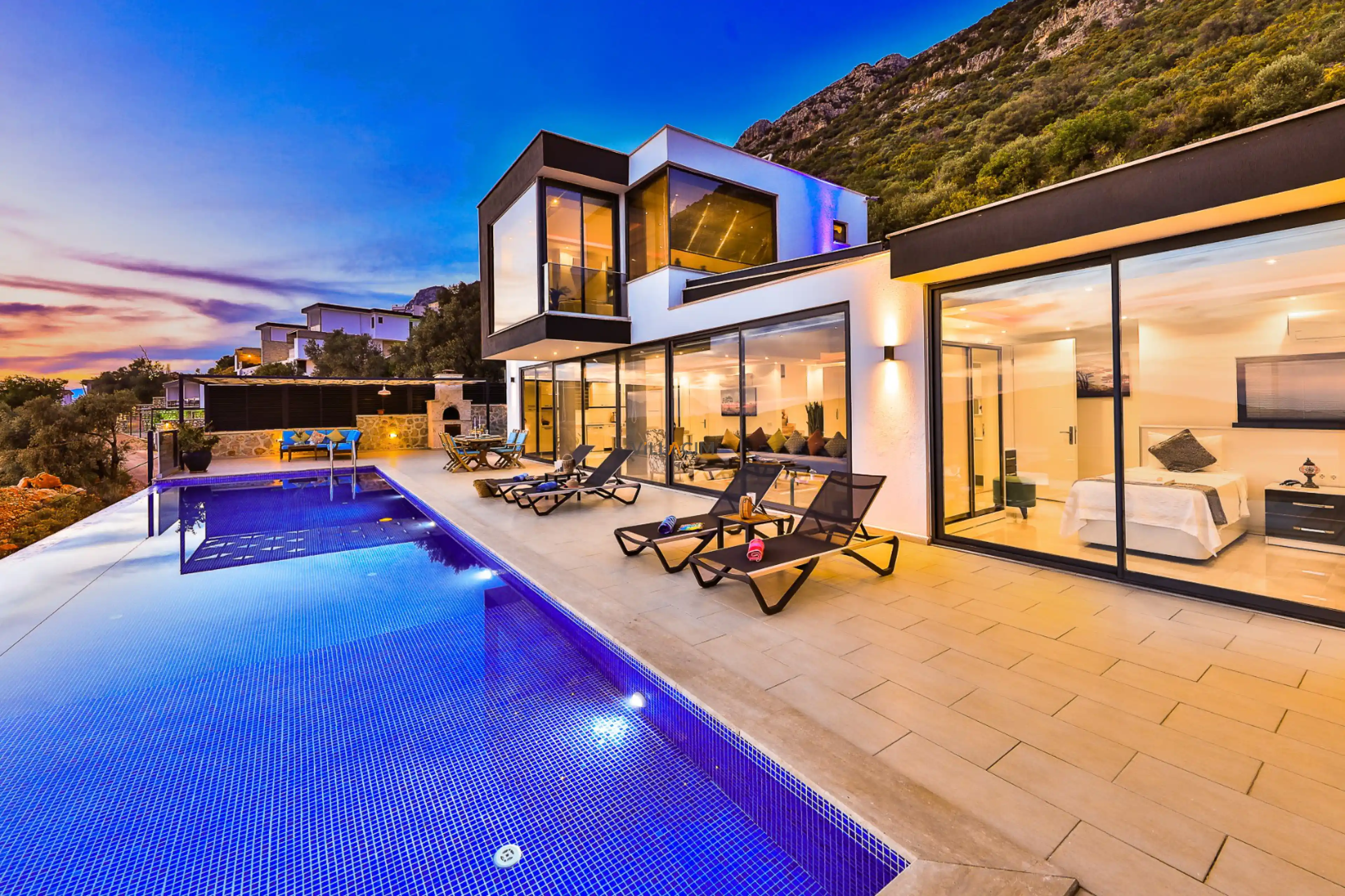 Villa Galaksi