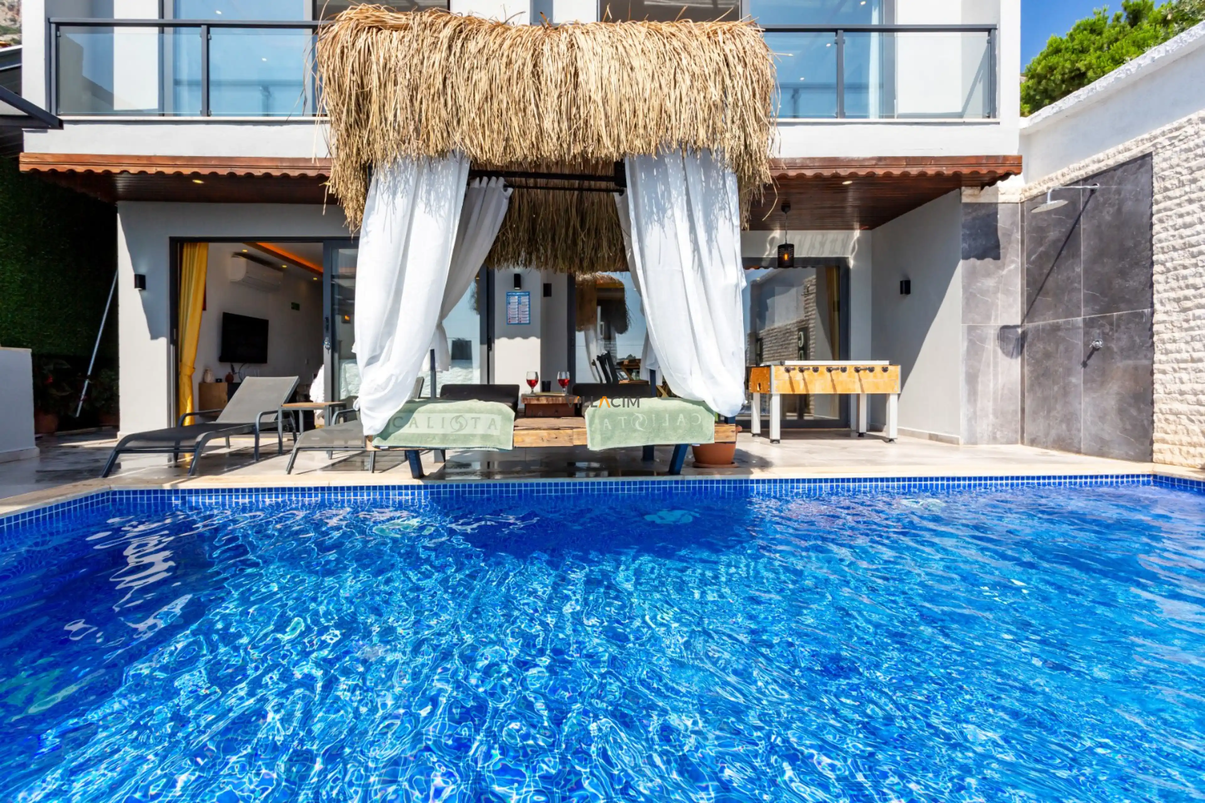 Villa Gold Moon
