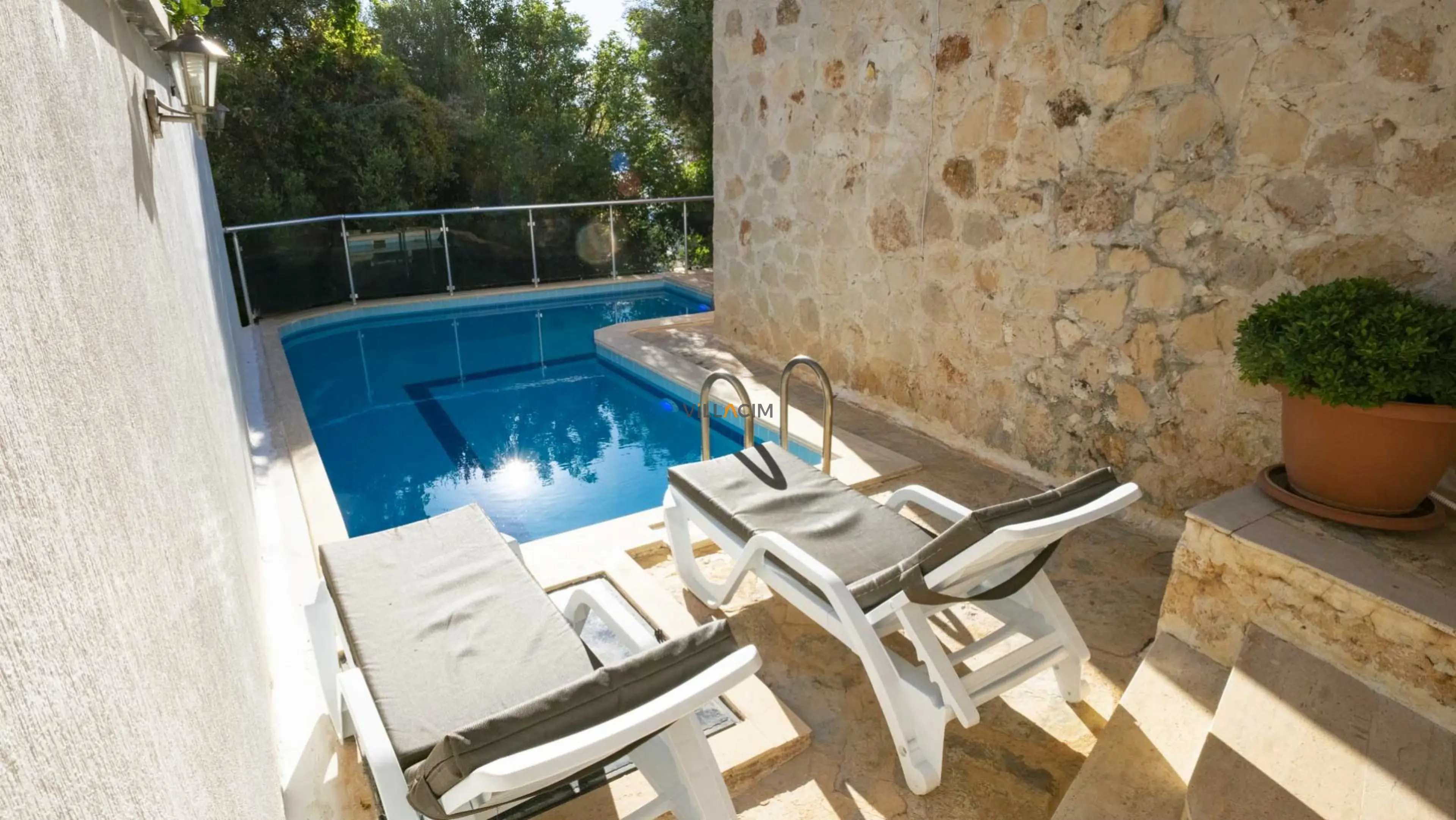 villa-happy-20_1920x1082_239.jpg
