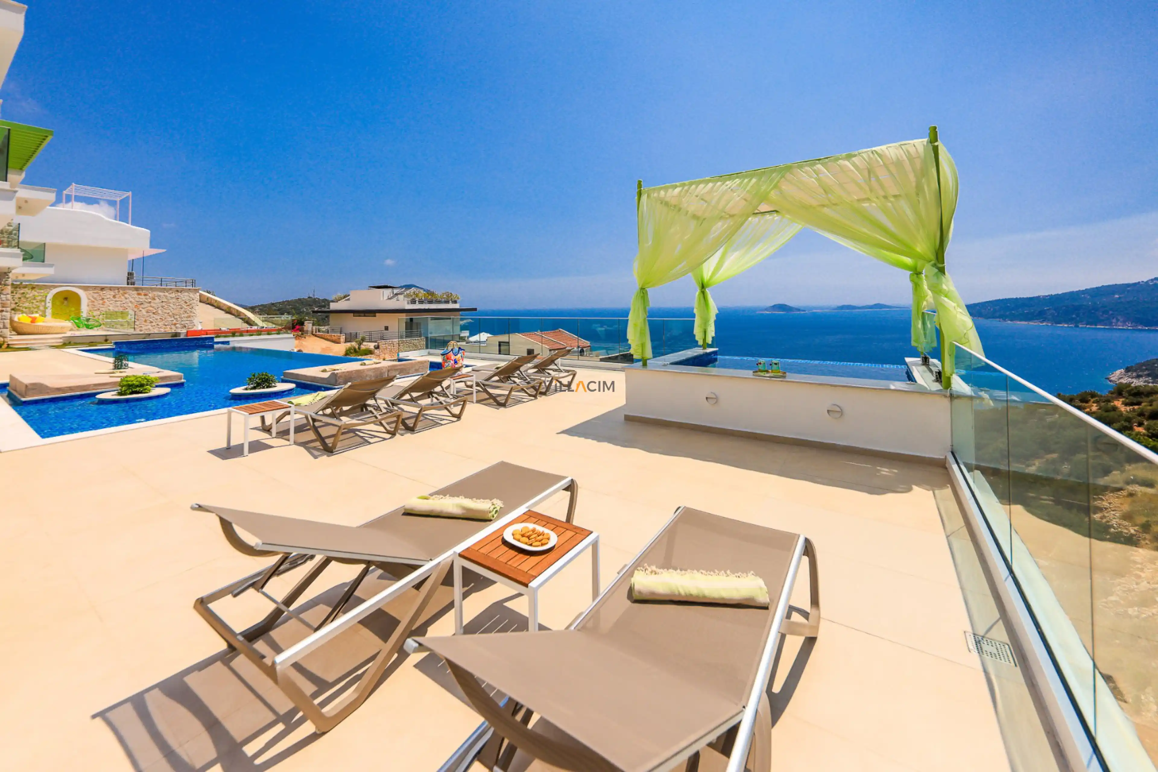 Villa Liora