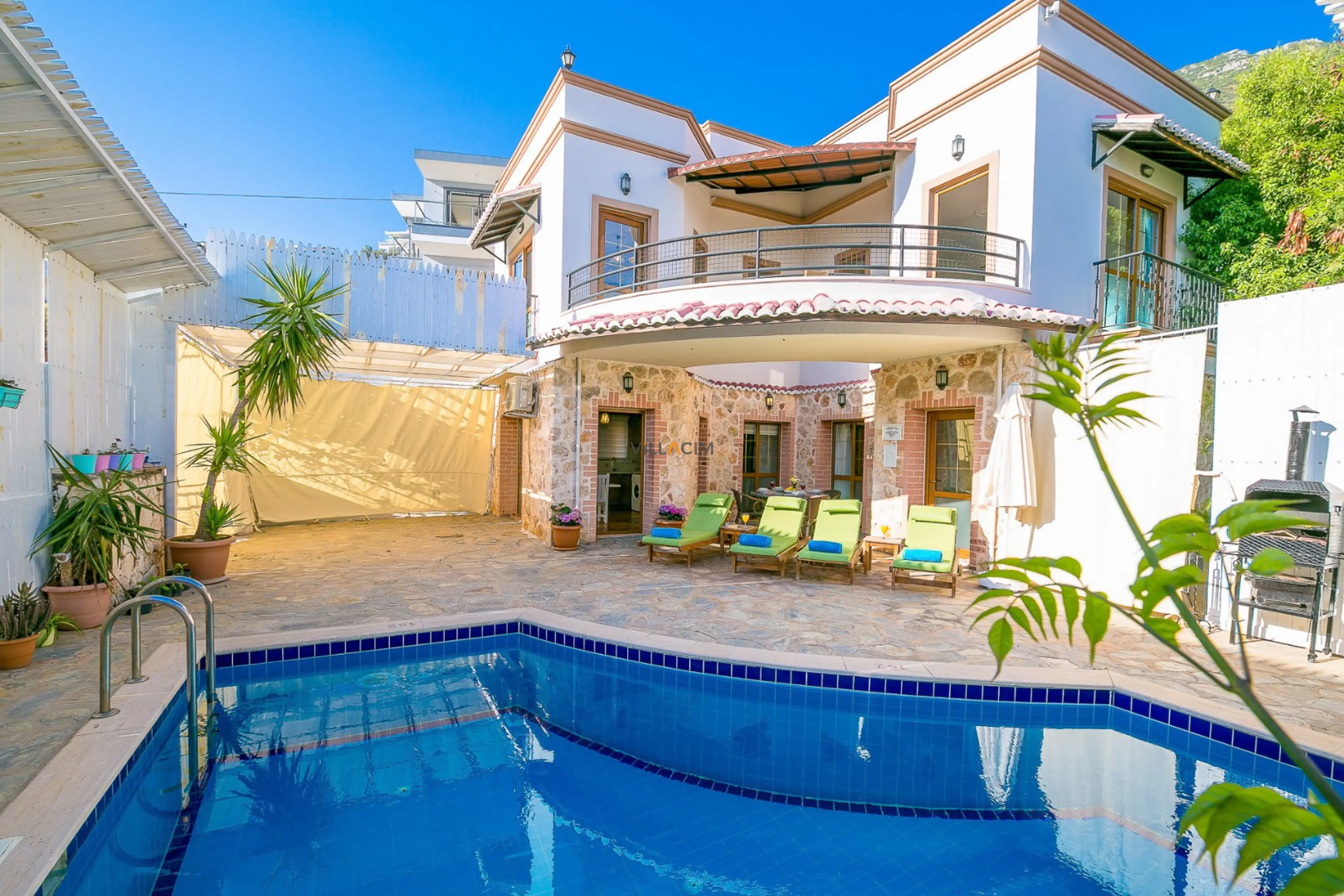 villa-miray-2_695.jpg