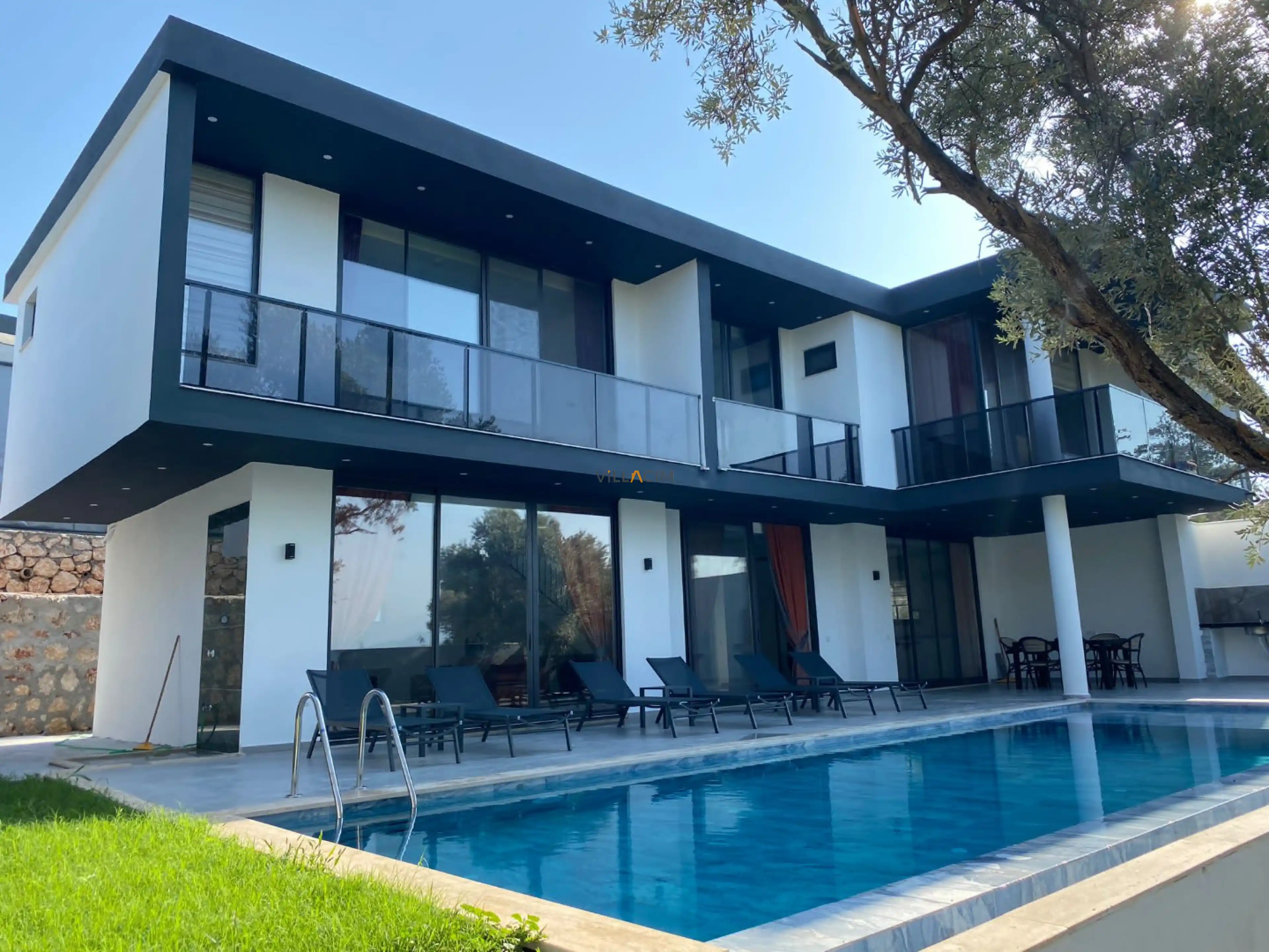 Villa Nar Ağacı 
