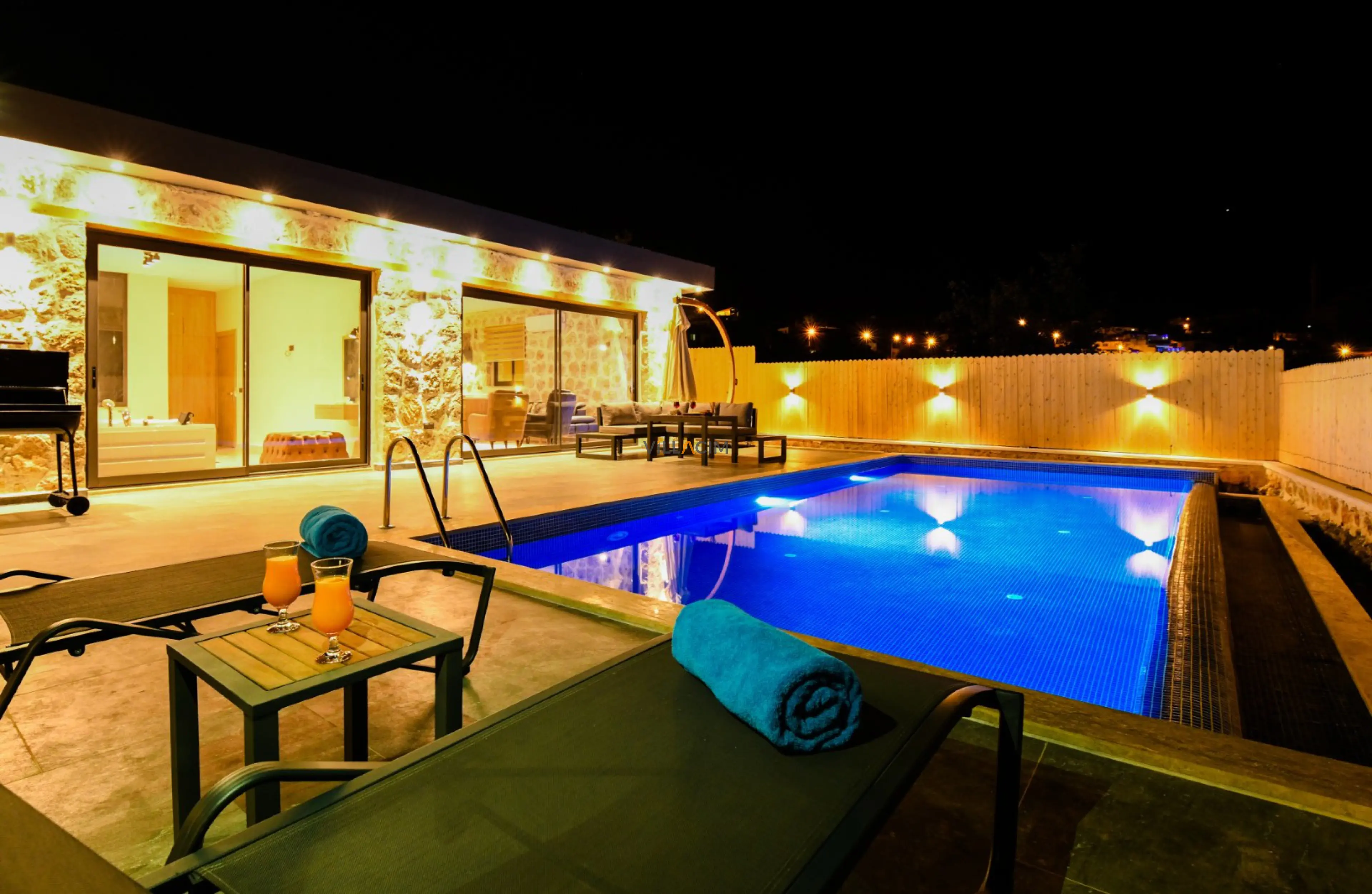 villa-safir-8_1920x1252_898.jpg