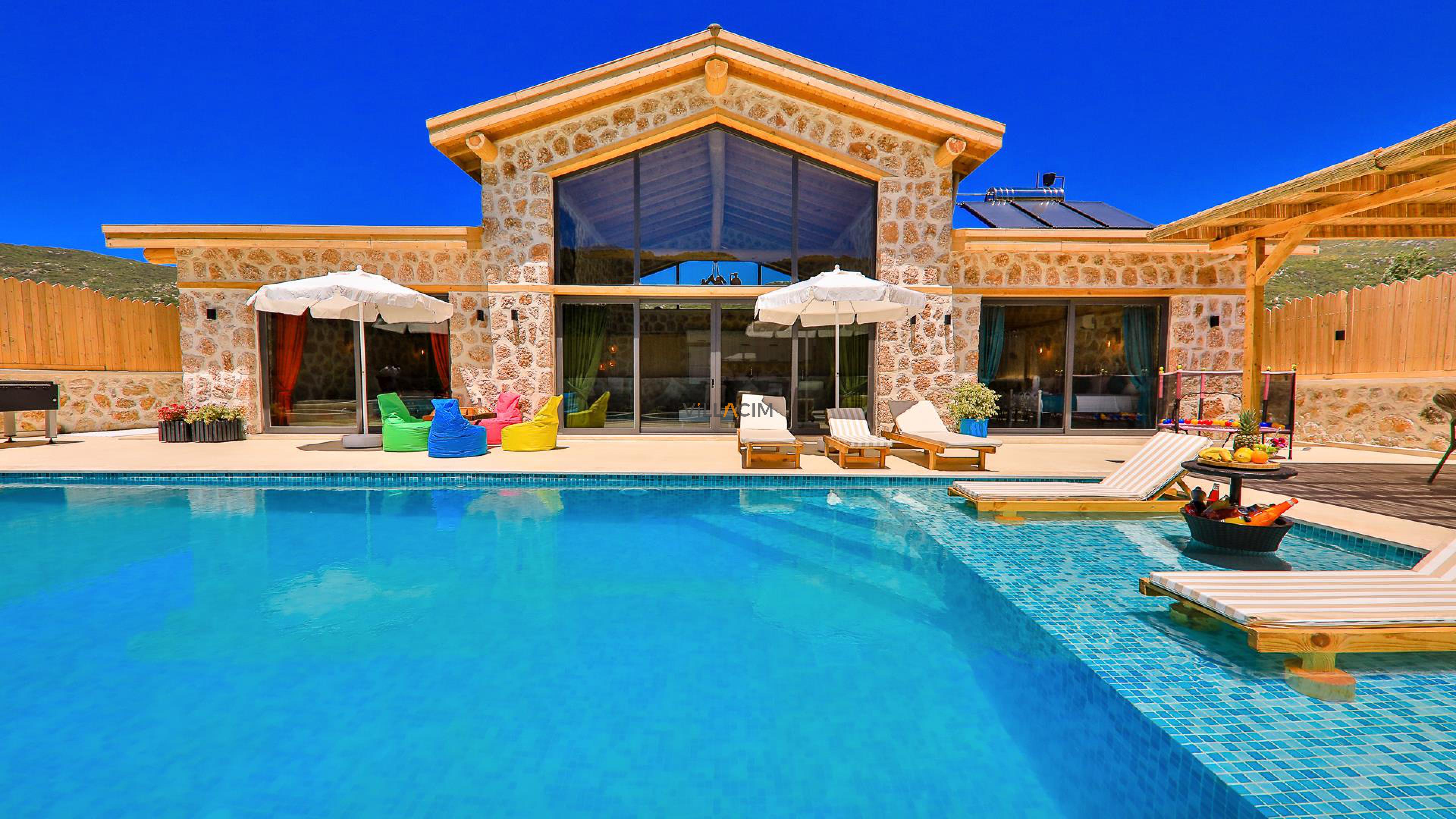 villa-smiles-3_25.jpg