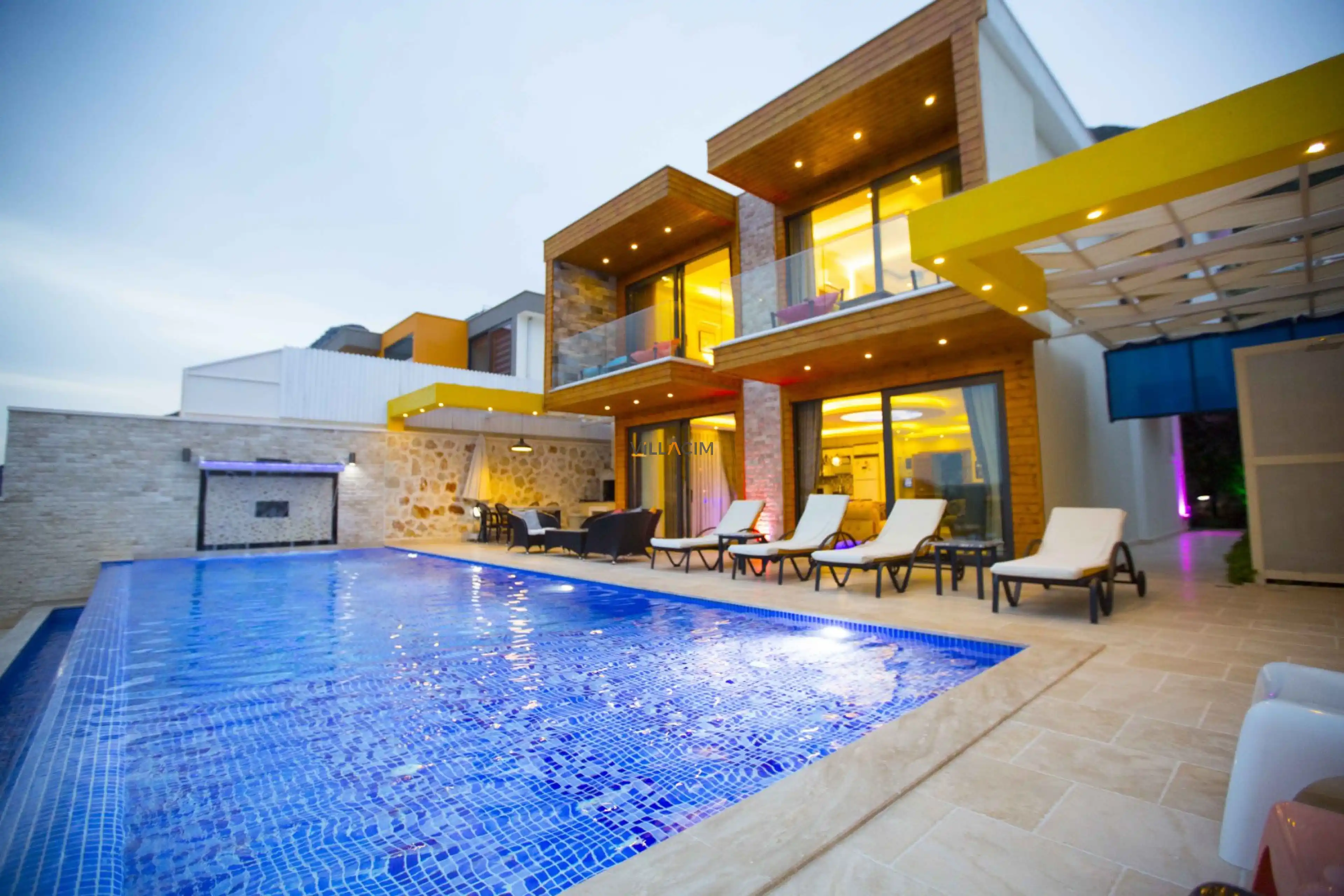 Villa Victoria