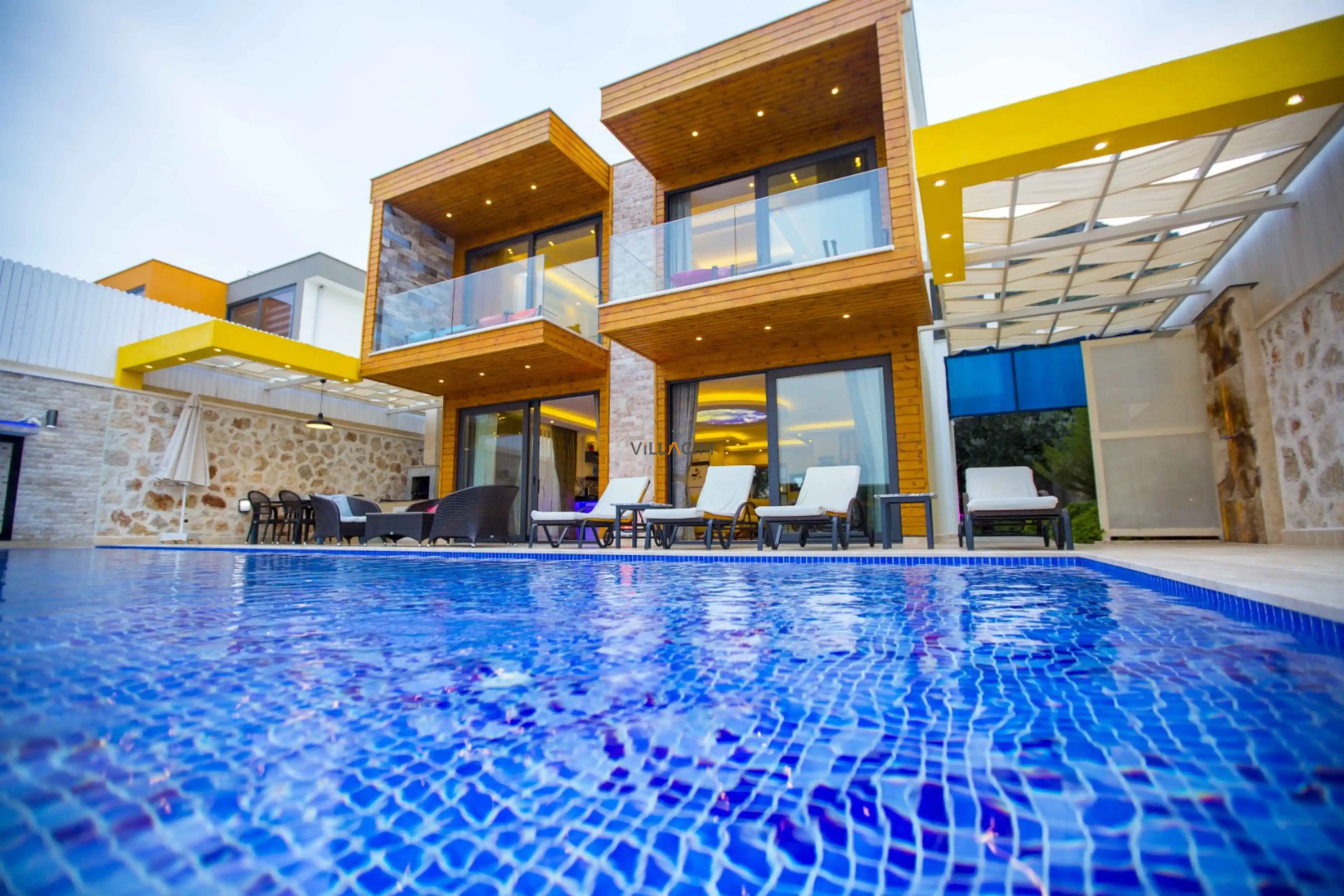 Villa Victoria