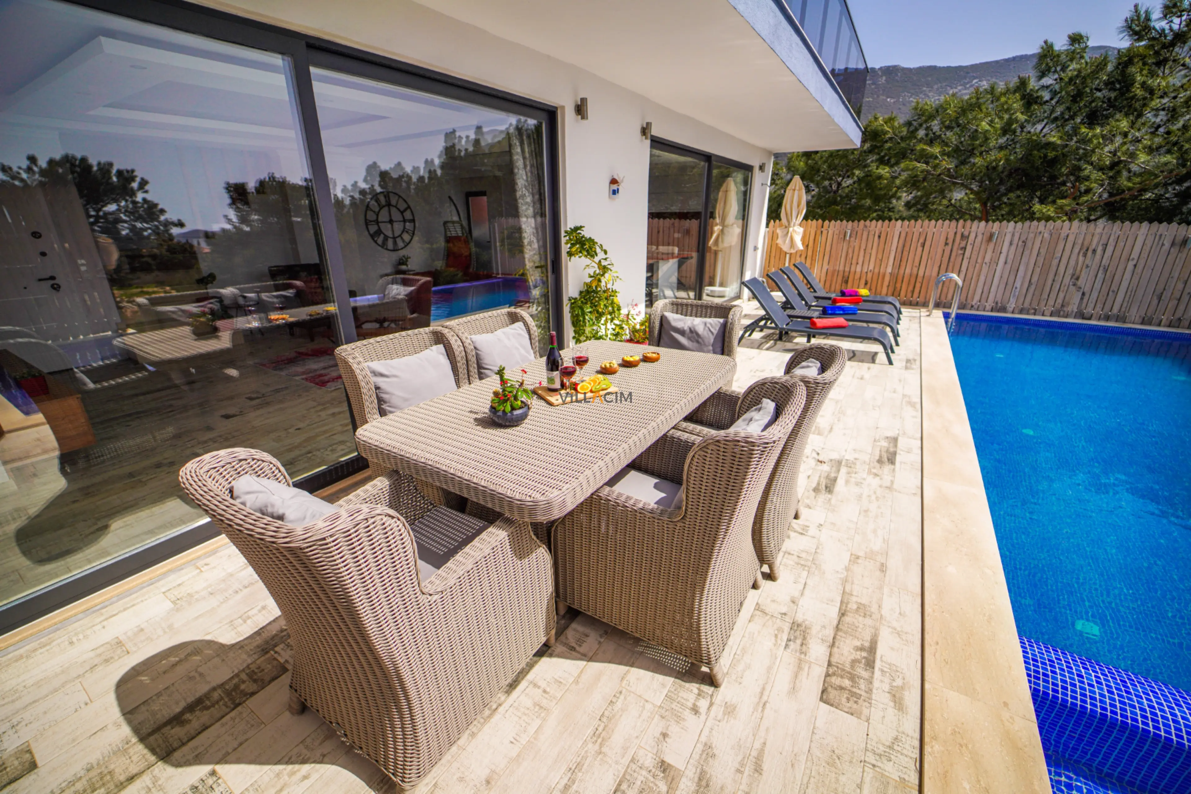 villa-zara-queen-11_159.jpg