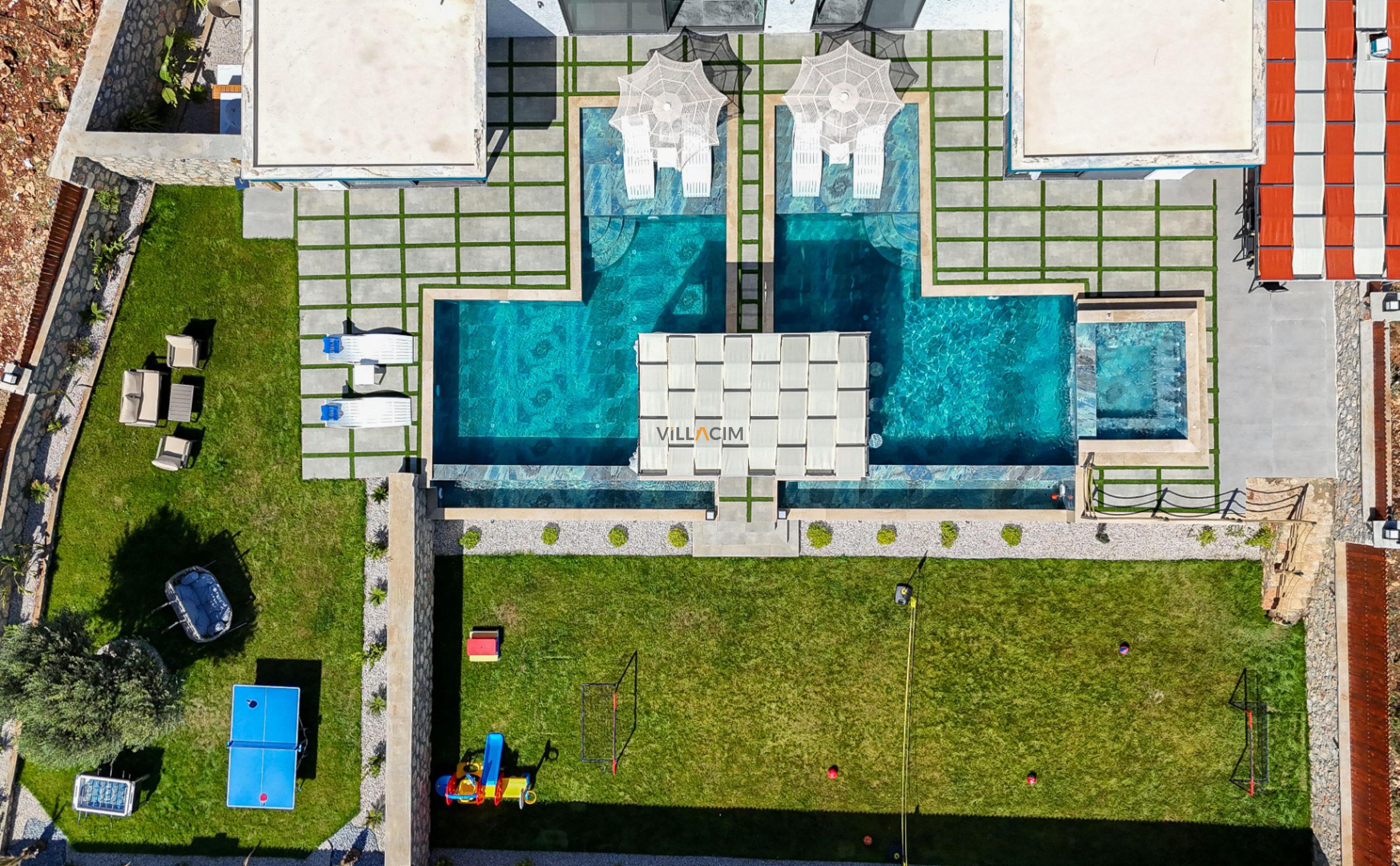 villacim-villa-manifesto1_583.jpg