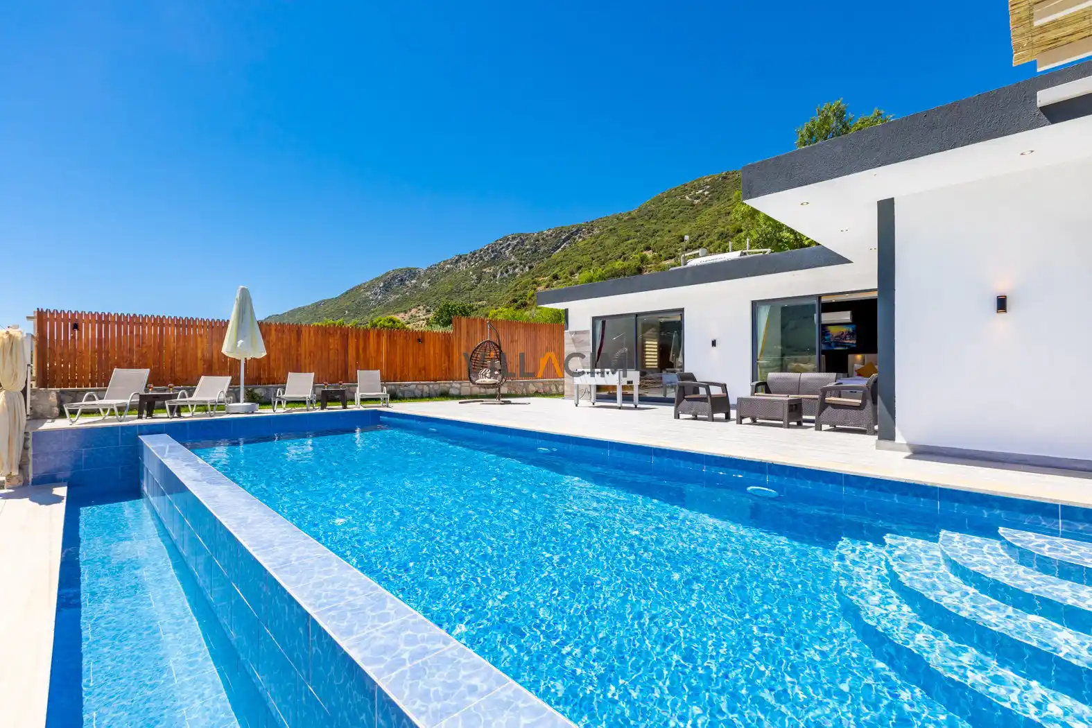 Villa Ayda - Sarıbelen'de 4 Kişilik Doğa İçinde Sakin Villa