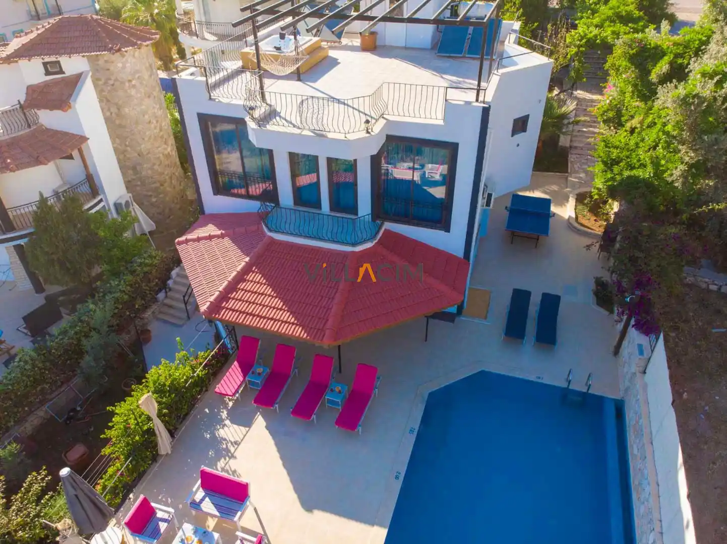 Villa Batum - Deniz Manzaralı ve Jakuzili Villada Özel Tatil
