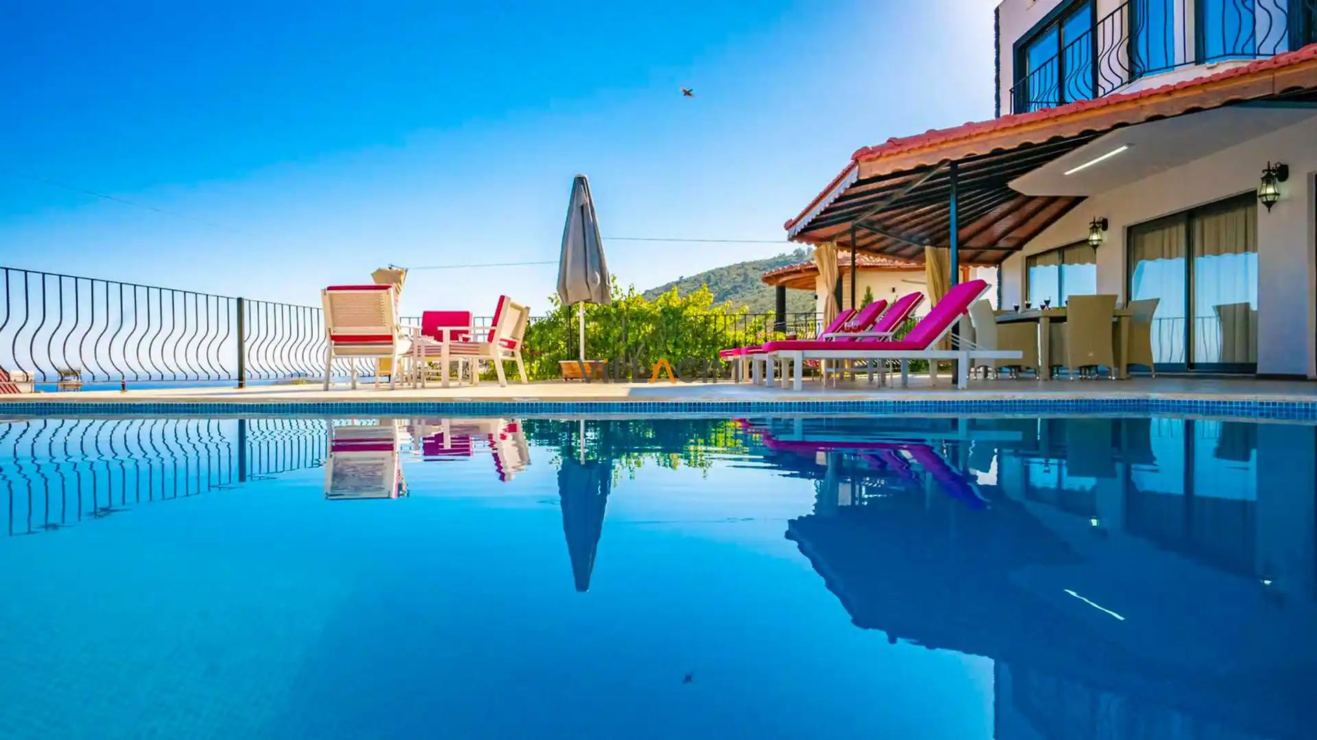 Villa Batum - Deniz Manzaralı ve Jakuzili Villada Özel Tatil